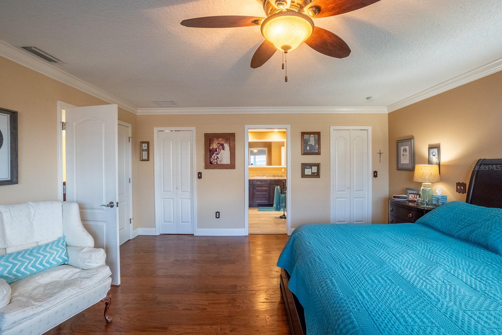 Image 33 of 58 For 590 Shearwood Drive