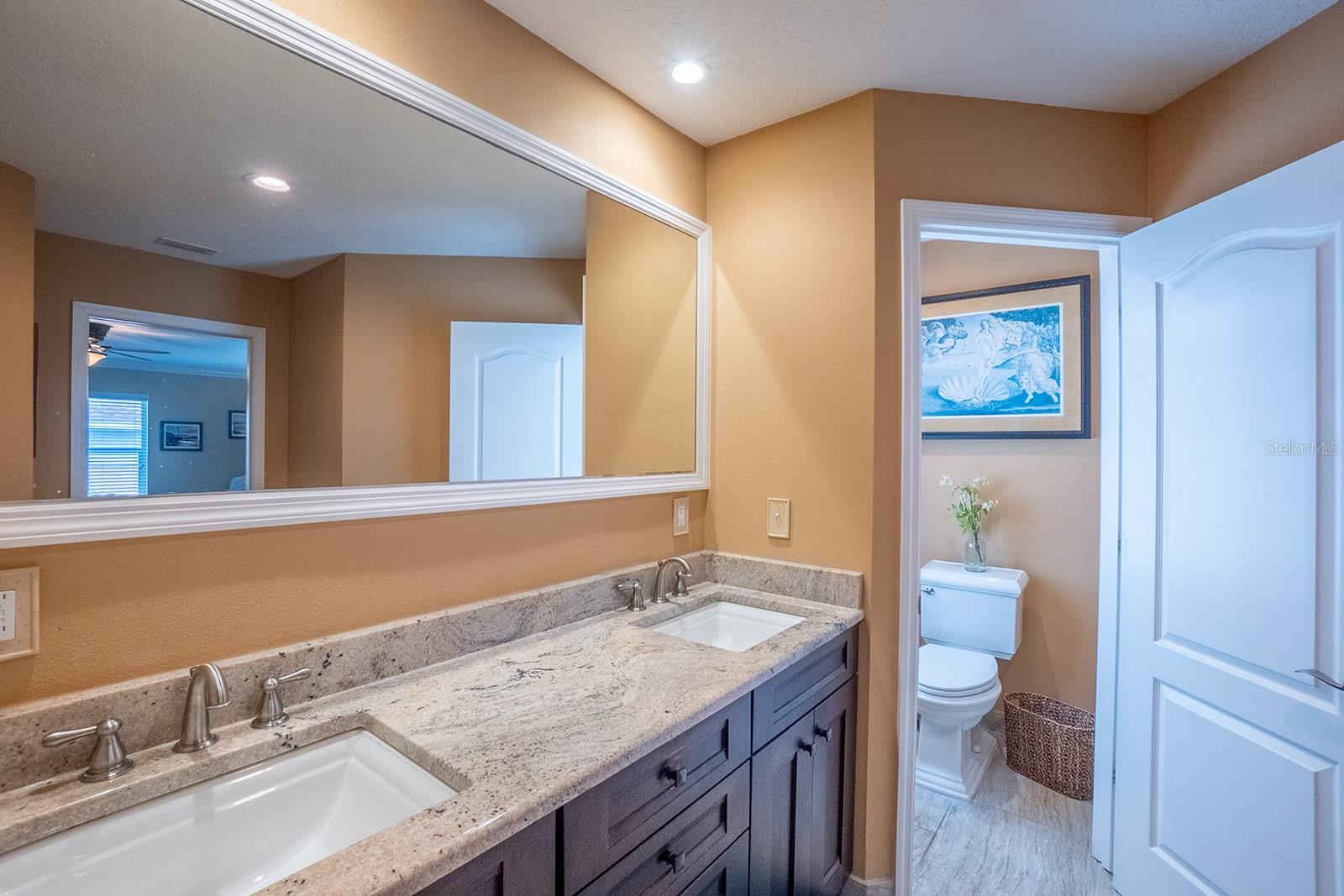 Image 34 of 58 For 590 Shearwood Drive