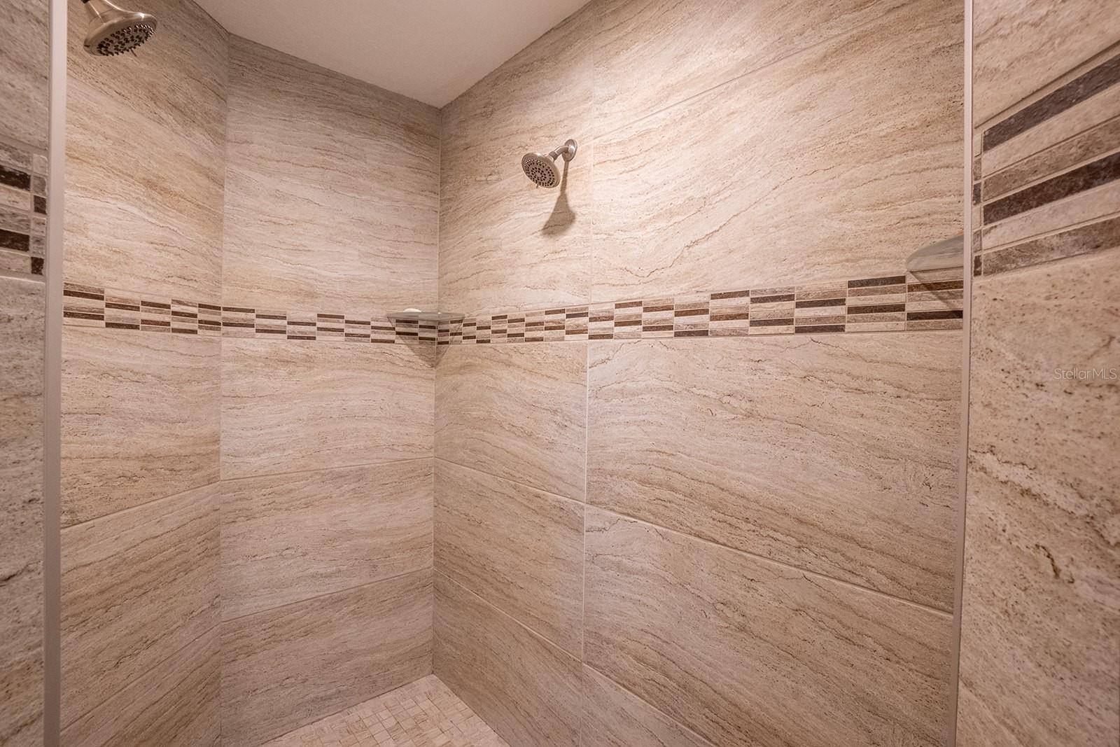 Image 35 of 58 For 590 Shearwood Drive