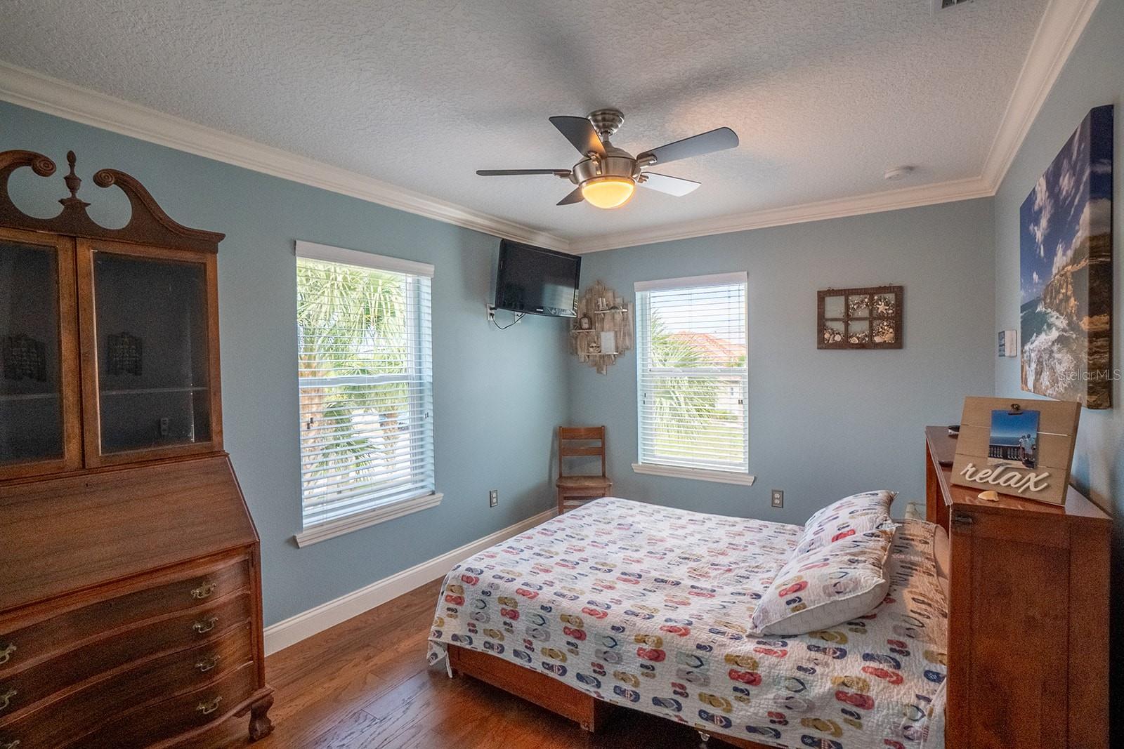 Image 39 of 58 For 590 Shearwood Drive