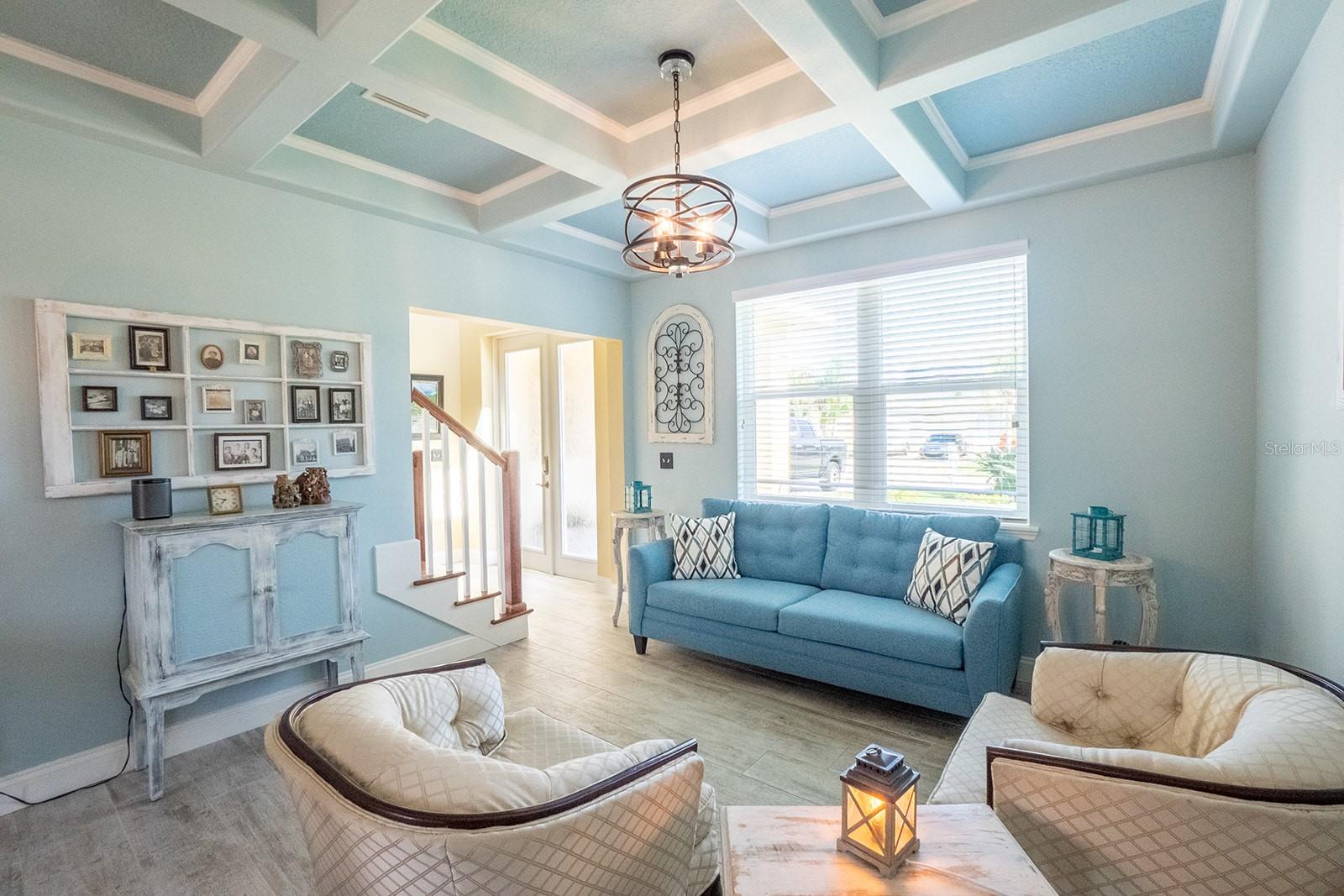 Image 8 of 58 For 590 Shearwood Drive