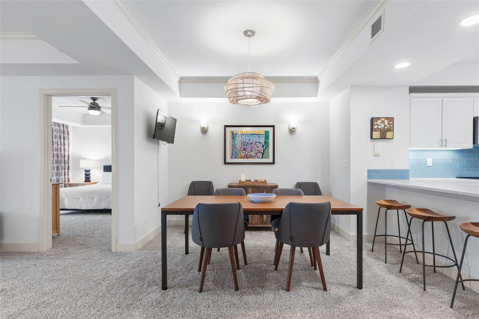 Image 14 of 74 For 200 Ocean Crest Drive 718