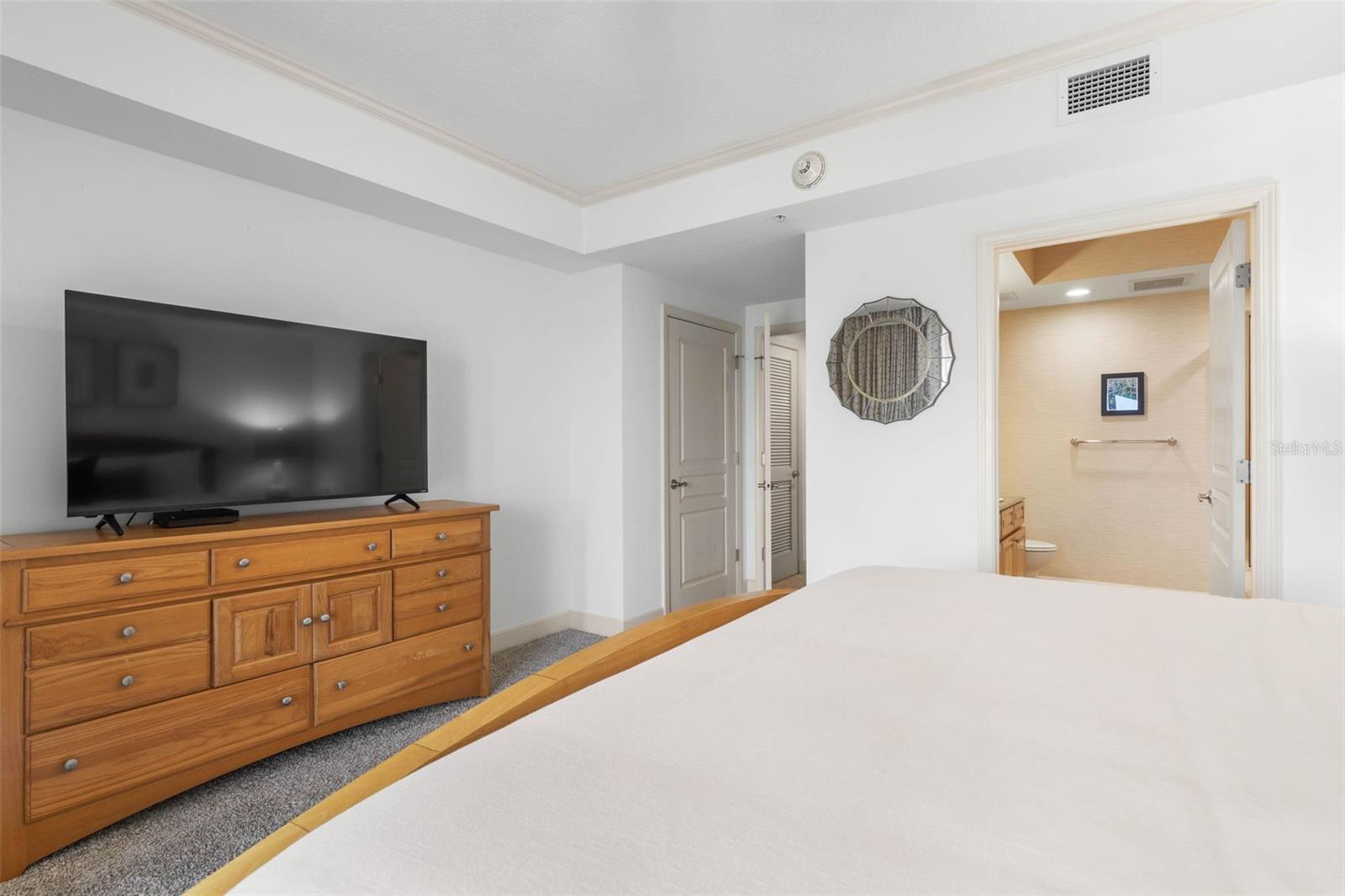 Image 34 of 74 For 200 Ocean Crest Drive 718