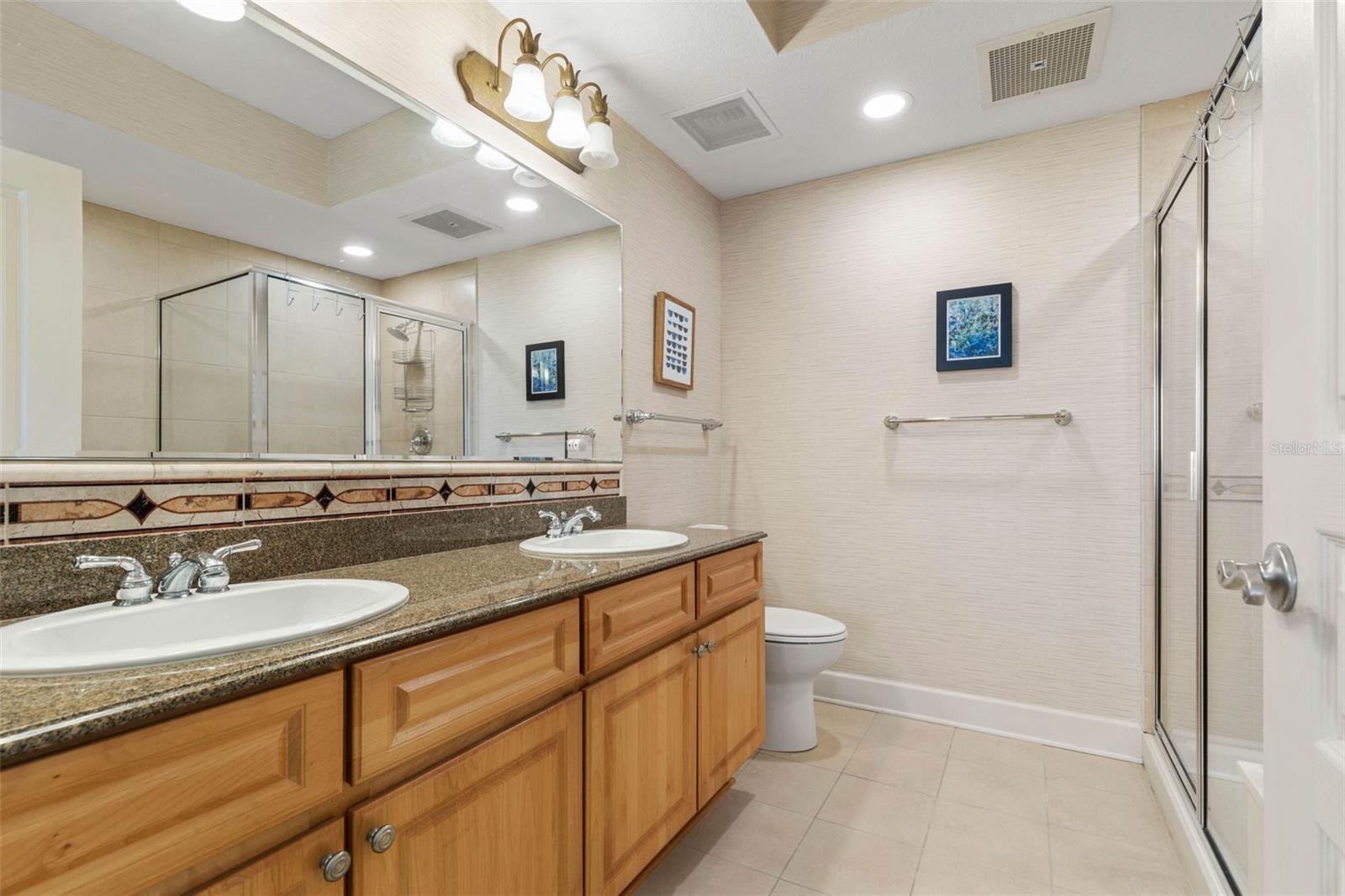 Image 36 of 74 For 200 Ocean Crest Drive 718