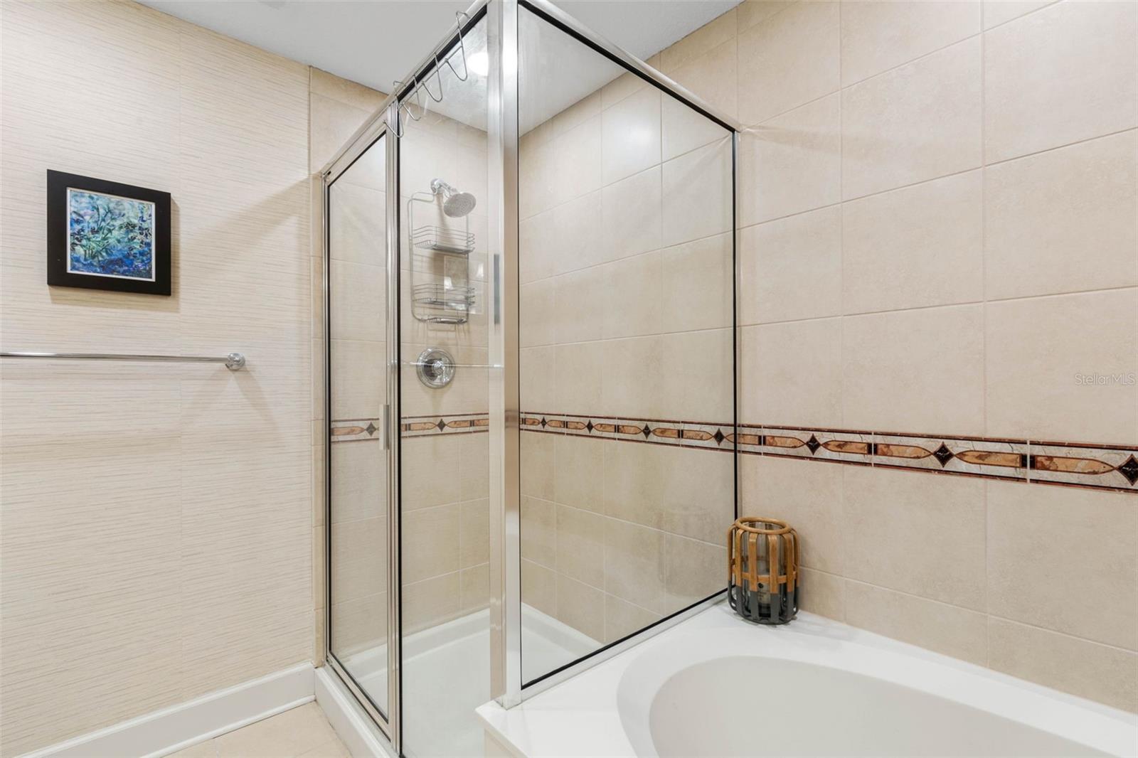 Image 37 of 74 For 200 Ocean Crest Drive 718