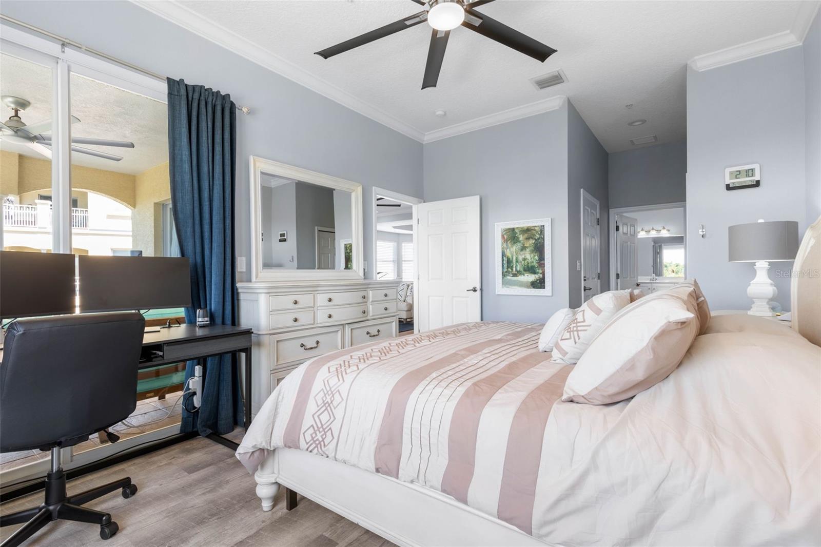 Image 26 of 82 For 55 Ocean Crest Way 922