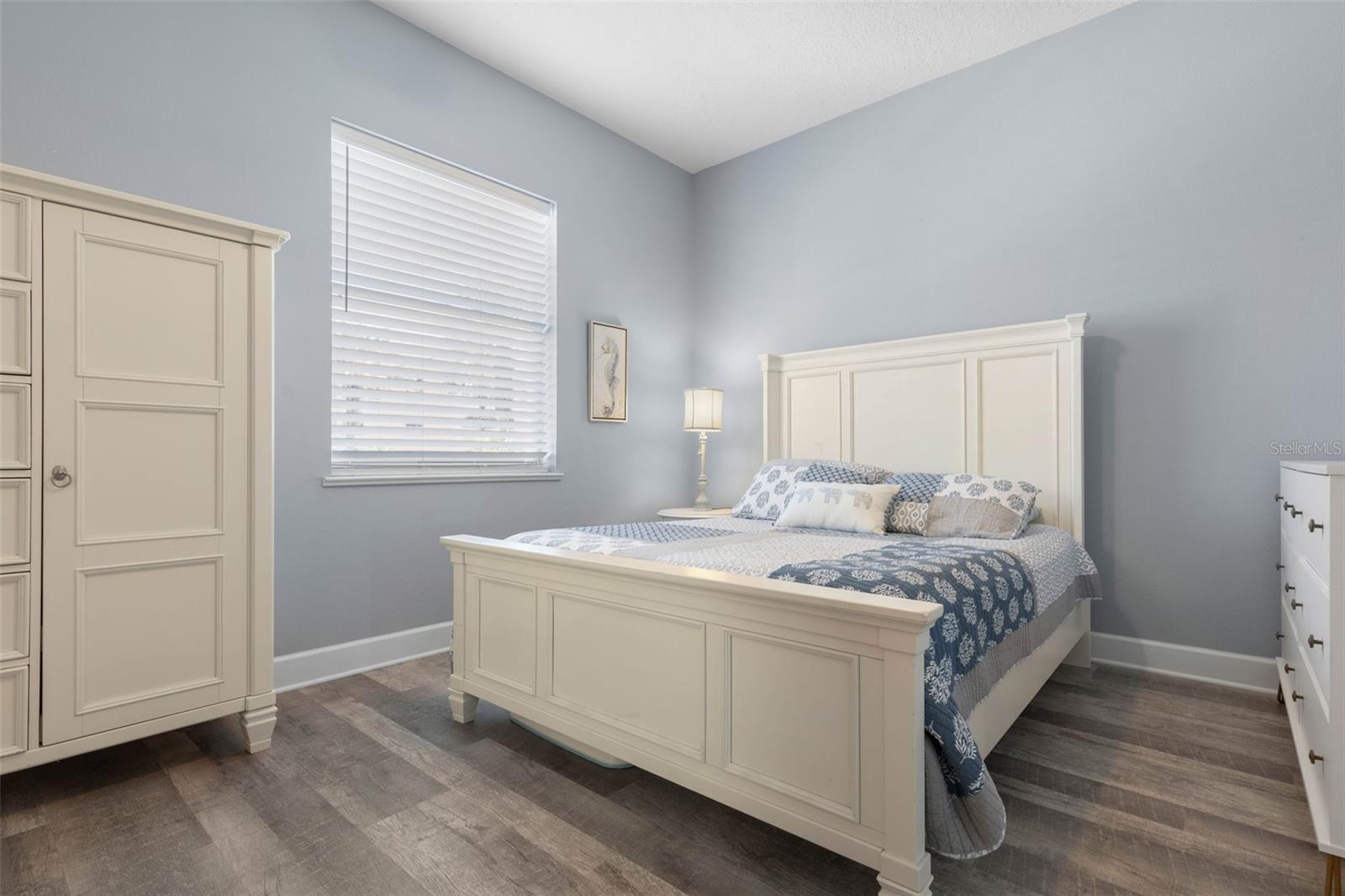 Image 33 of 82 For 55 Ocean Crest Way 922