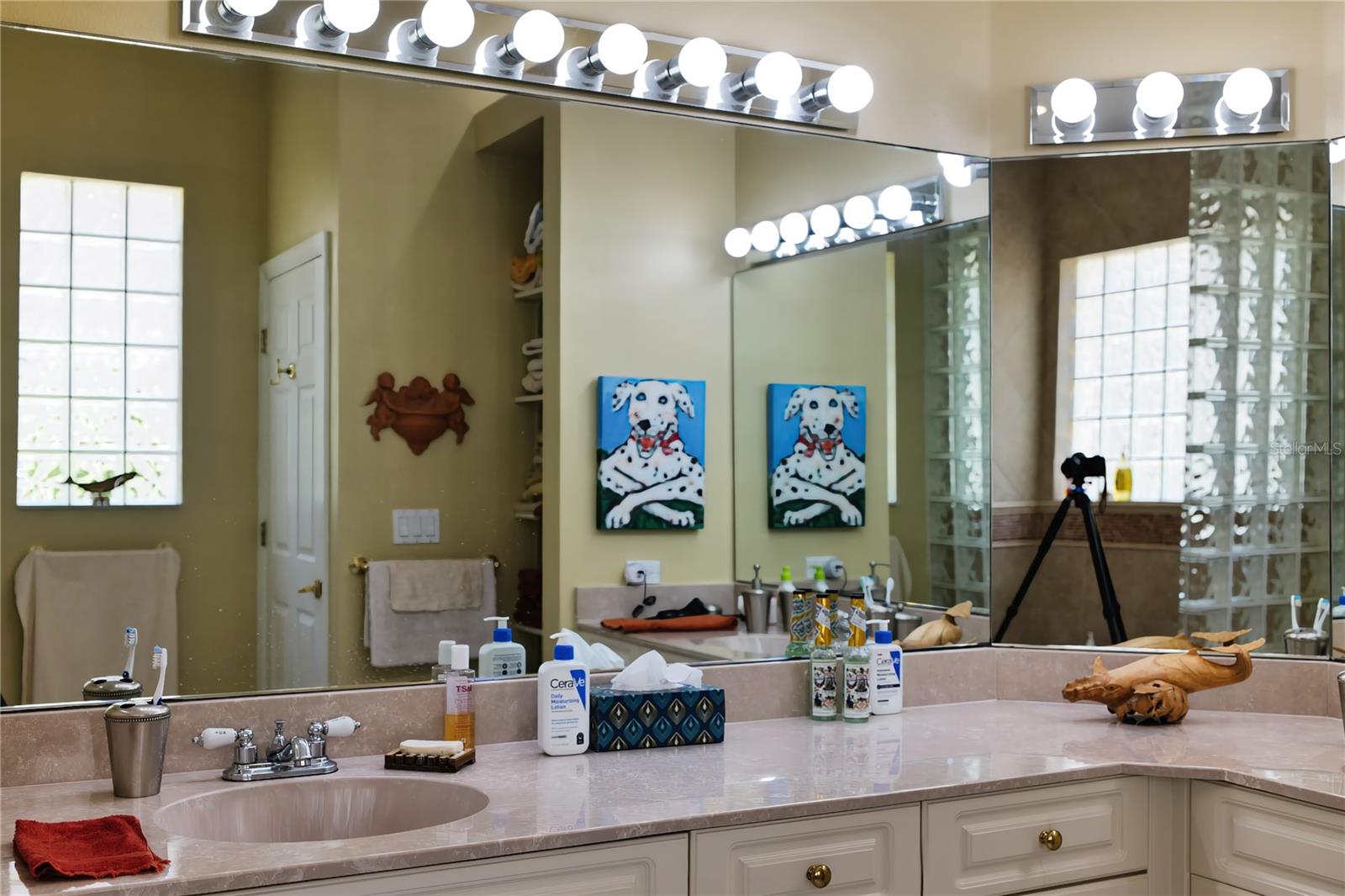 Image 23 of 43 For 82 Lagare Street