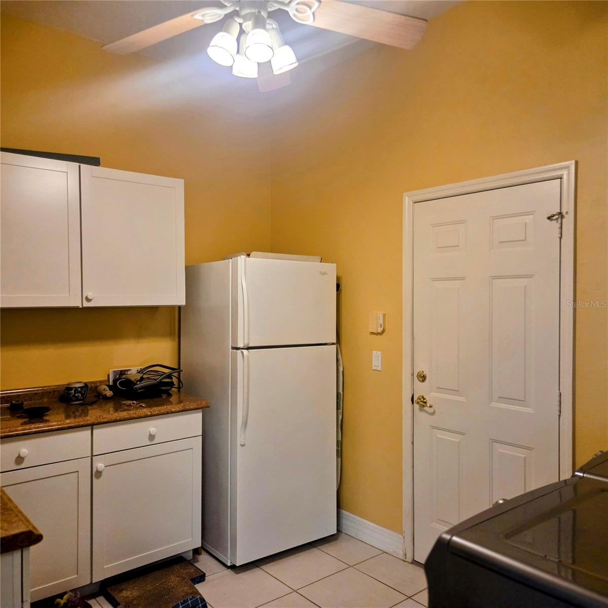 Image 33 of 43 For 82 Lagare Street