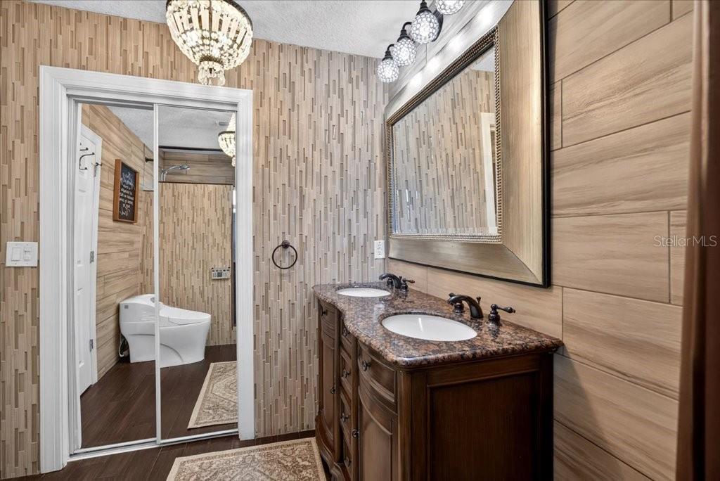 Image 15 of 52 For 6 Beachside Drive