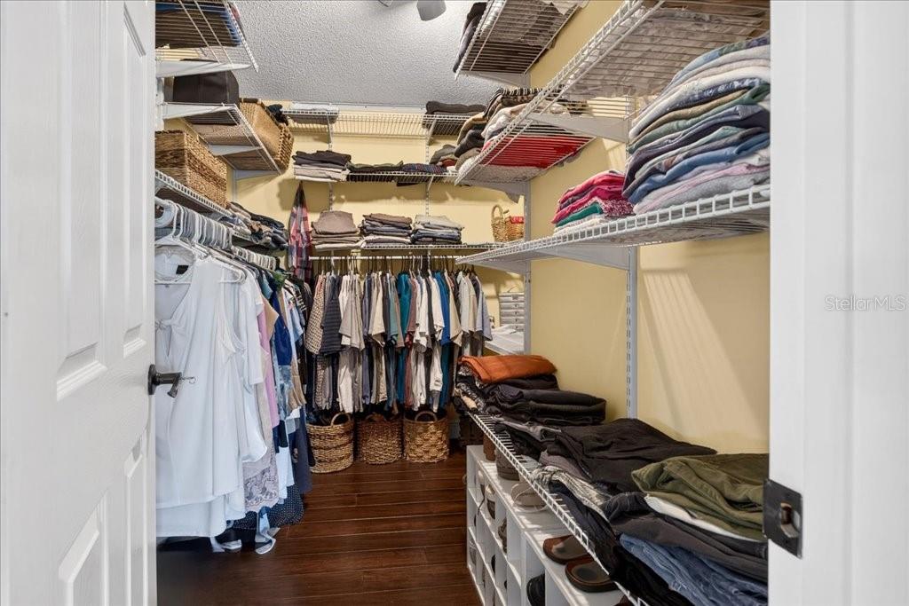 Image 18 of 52 For 6 Beachside Drive