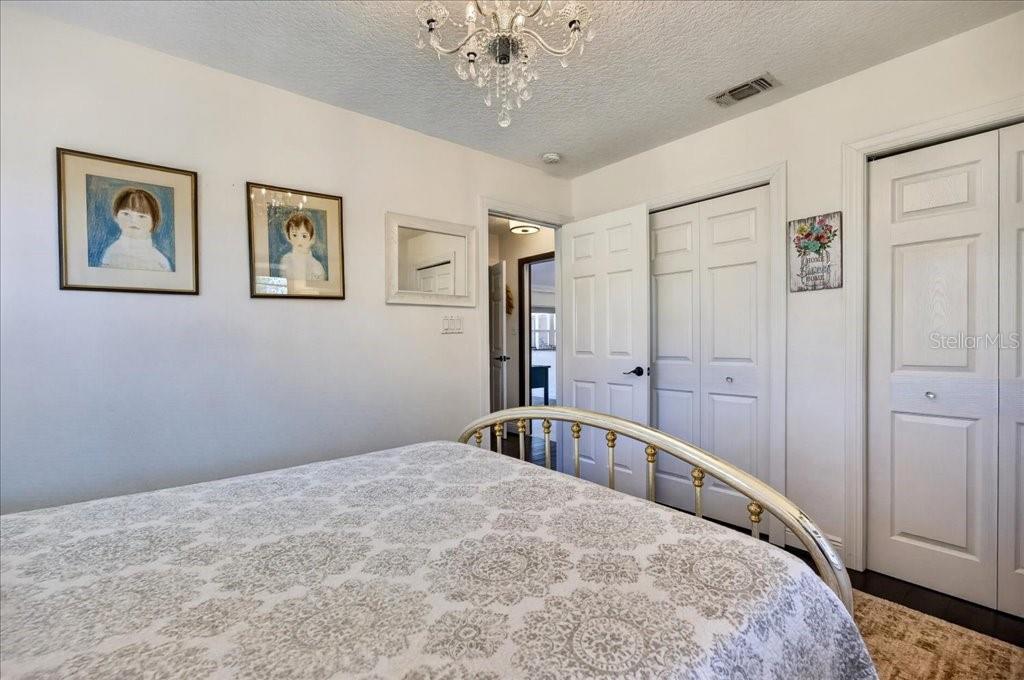 Image 20 of 52 For 6 Beachside Drive