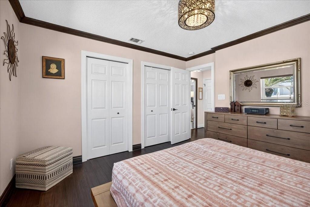 Image 24 of 52 For 6 Beachside Drive