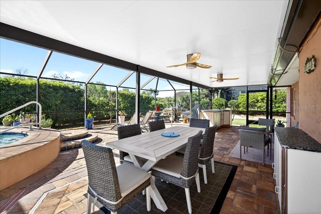 Image 31 of 52 For 6 Beachside Drive