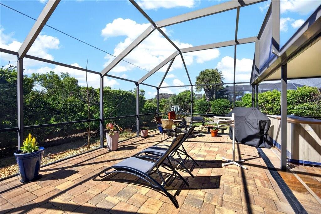 Image 32 of 52 For 6 Beachside Drive