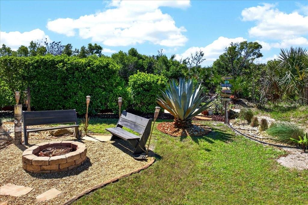 Image 9 of 52 For 6 Beachside Drive