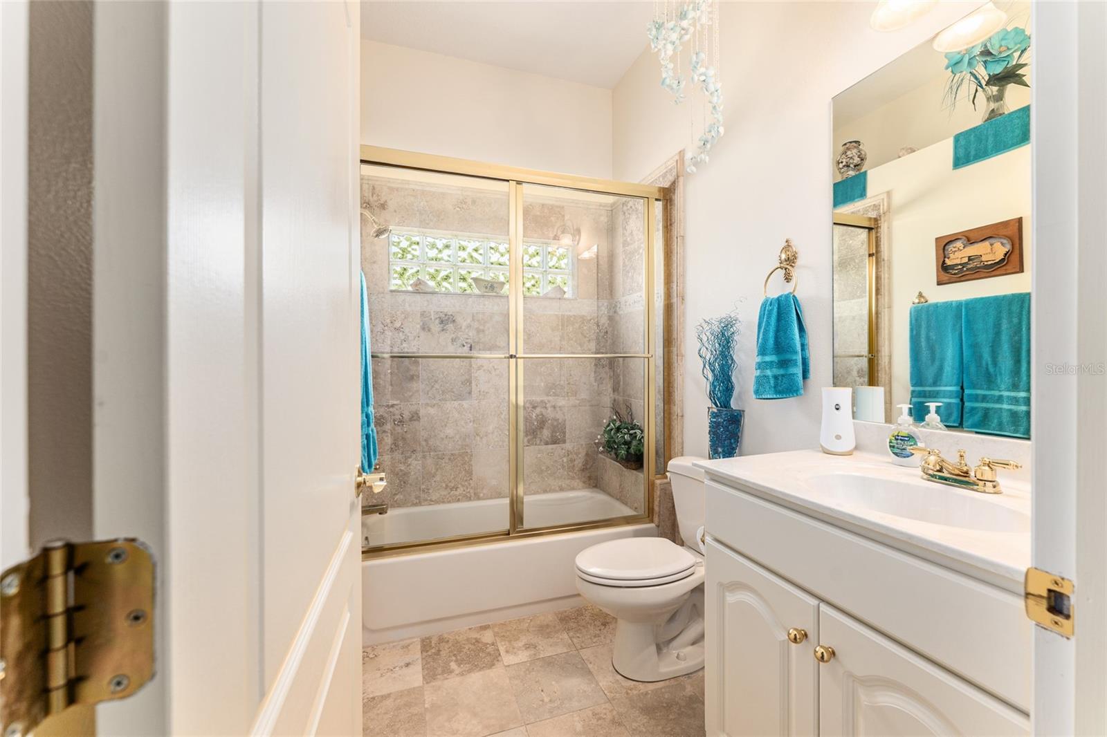 Image 43 of 91 For 20860 36th Street