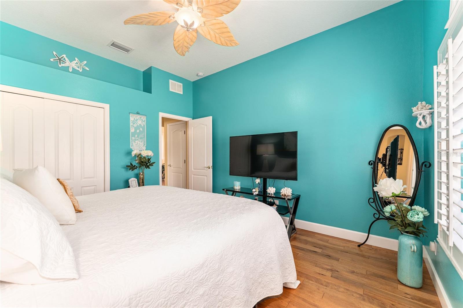 Image 45 of 91 For 20860 36th Street