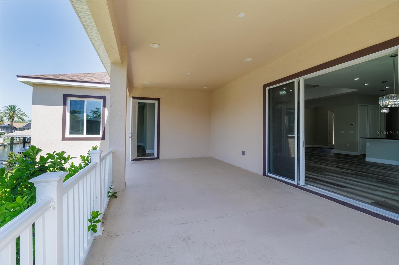 Image 34 of 47 For 9 Coolidge Court