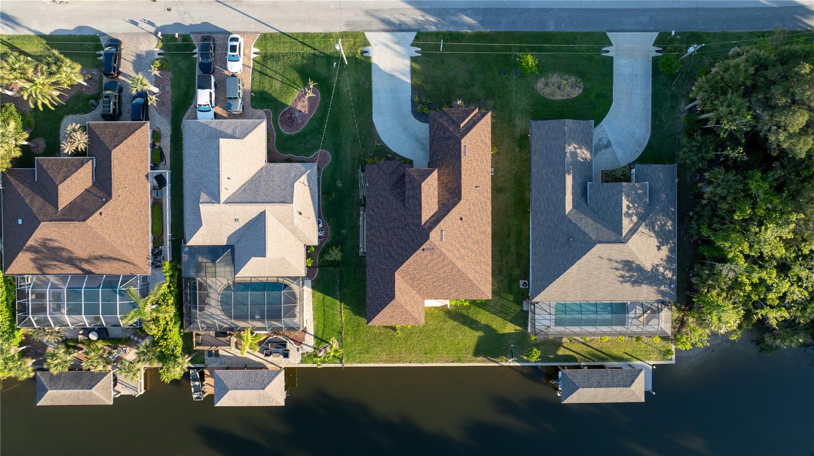 Image 42 of 47 For 9 Coolidge Court