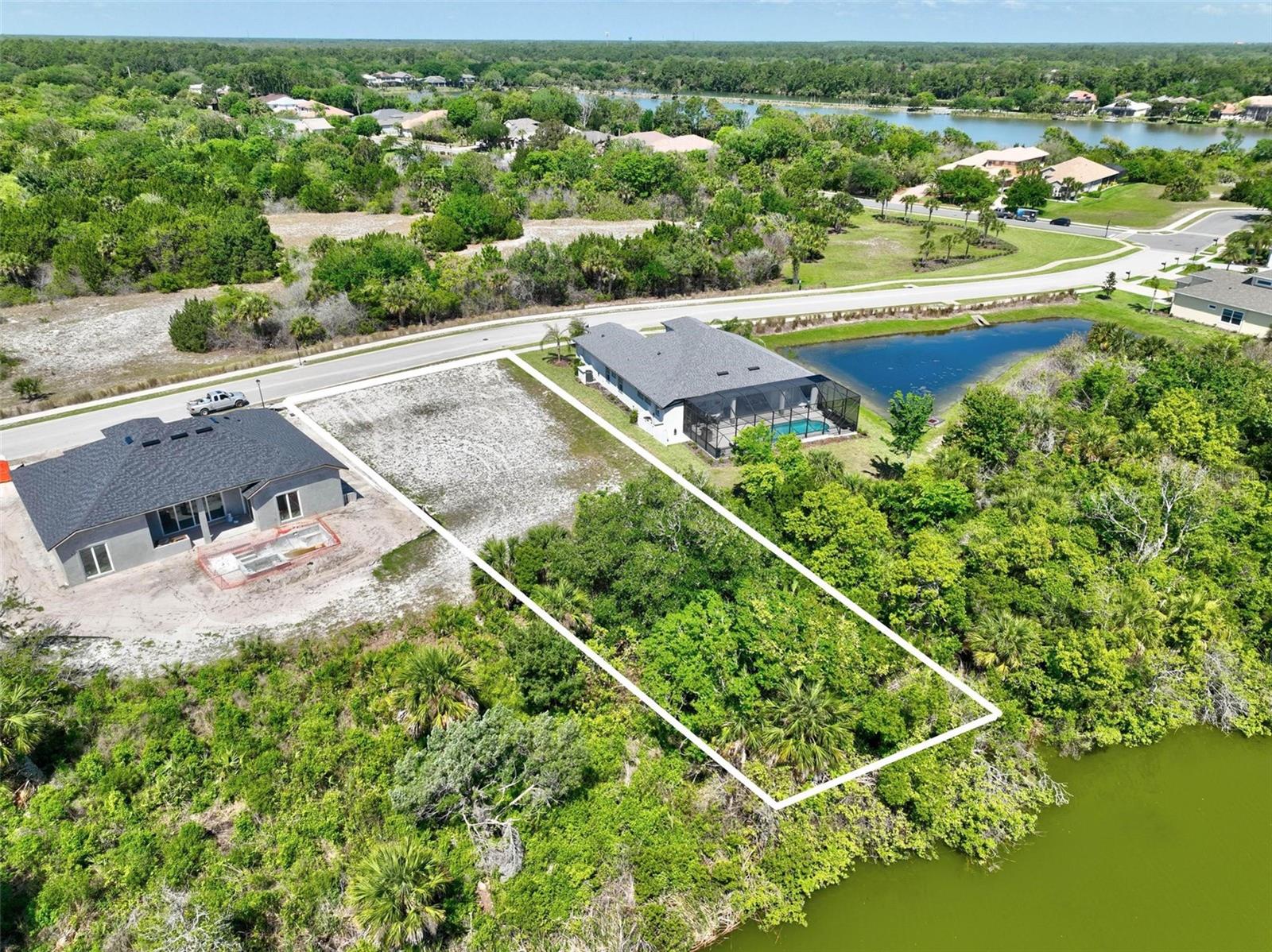 Image 17 of 31 For 128 Lakewalk Drive