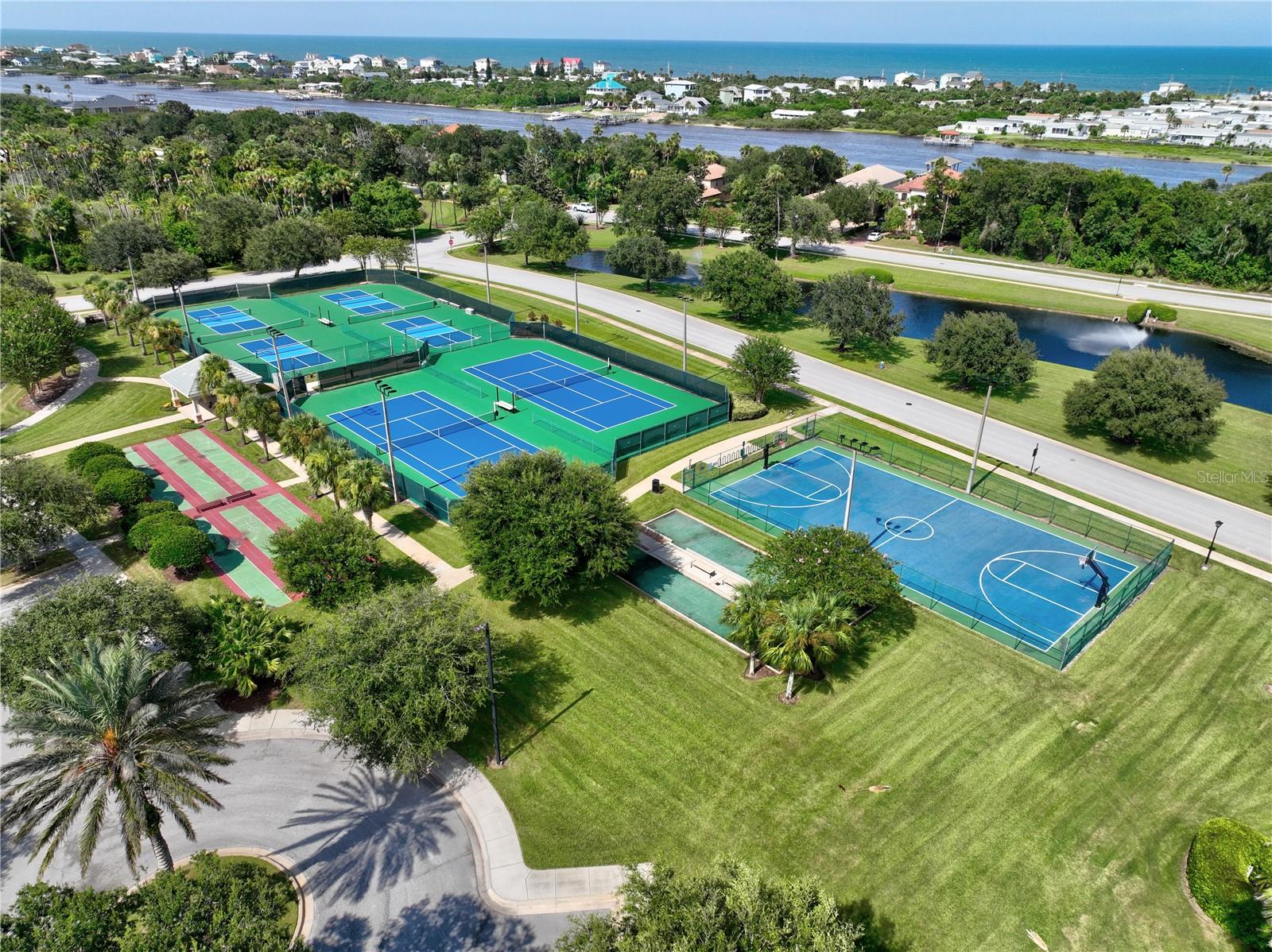 Image 26 of 31 For 128 Lakewalk Drive