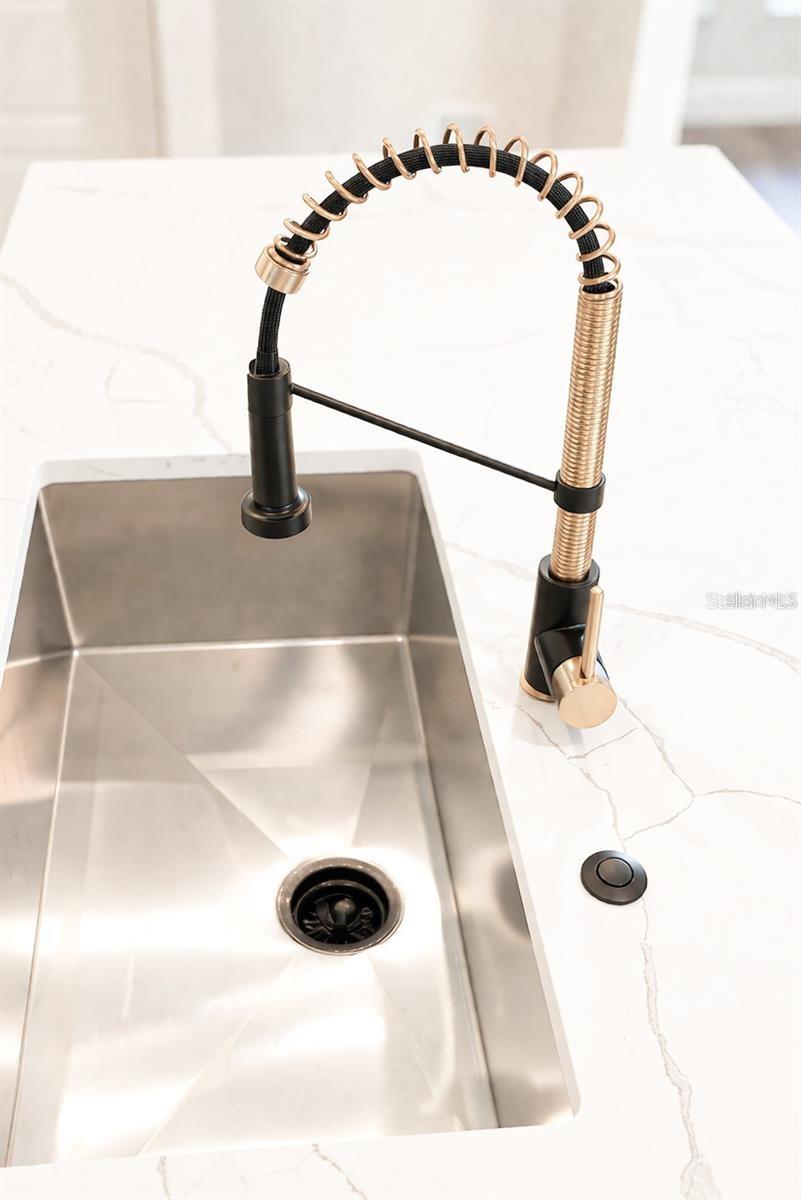 Image 11 of 38 For 23 Banner Lane