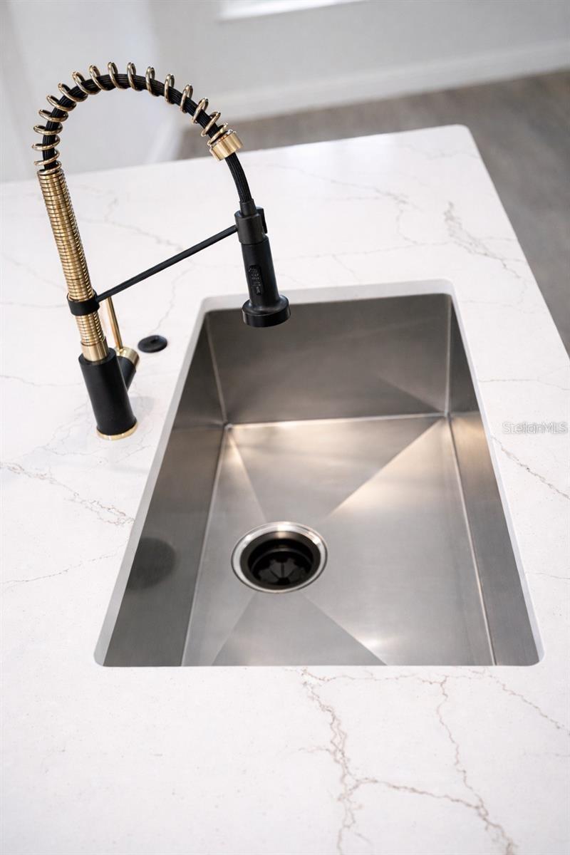 Image 13 of 38 For 23 Banner Lane