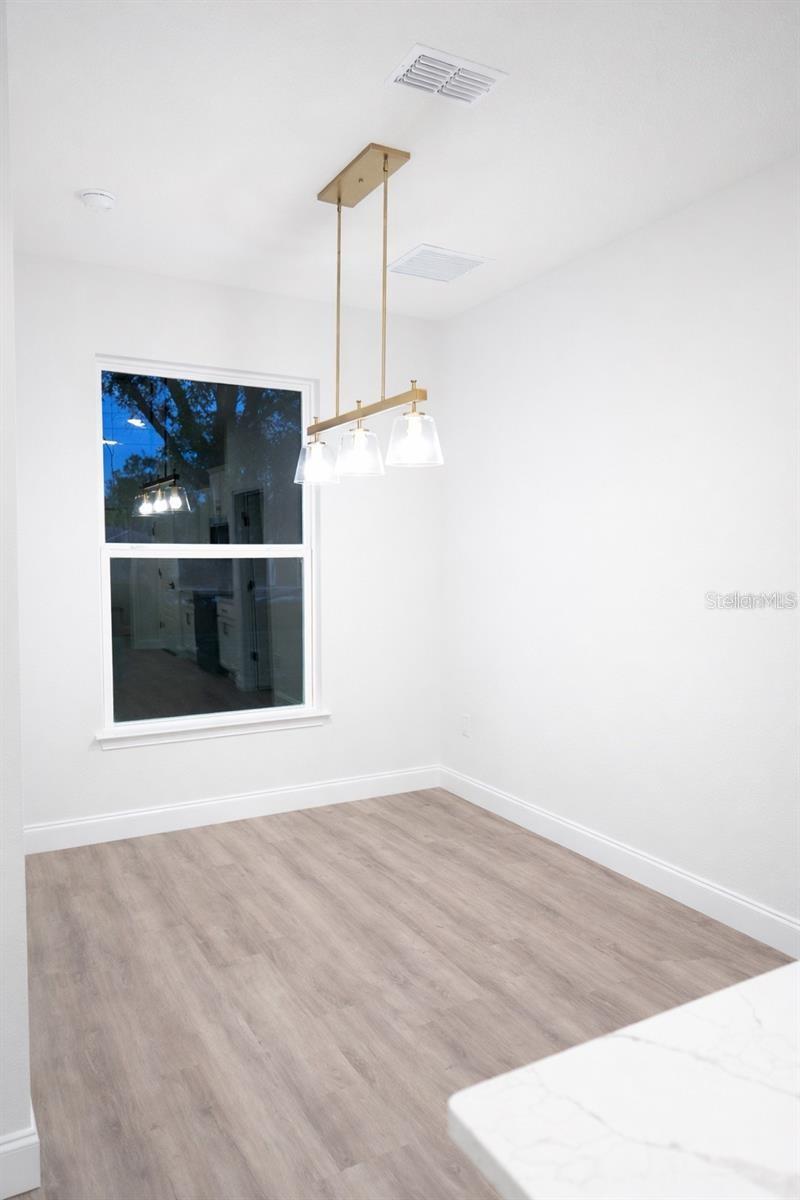 Image 14 of 38 For 23 Banner Lane