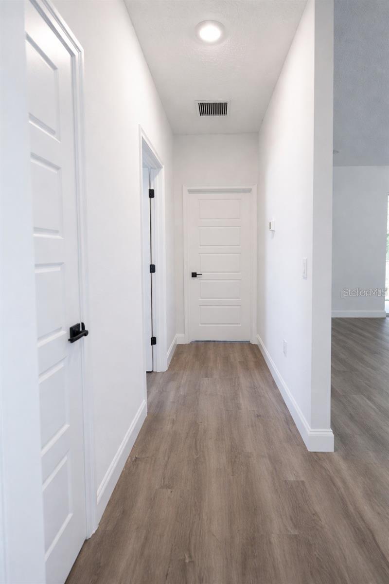 Image 18 of 38 For 23 Banner Lane