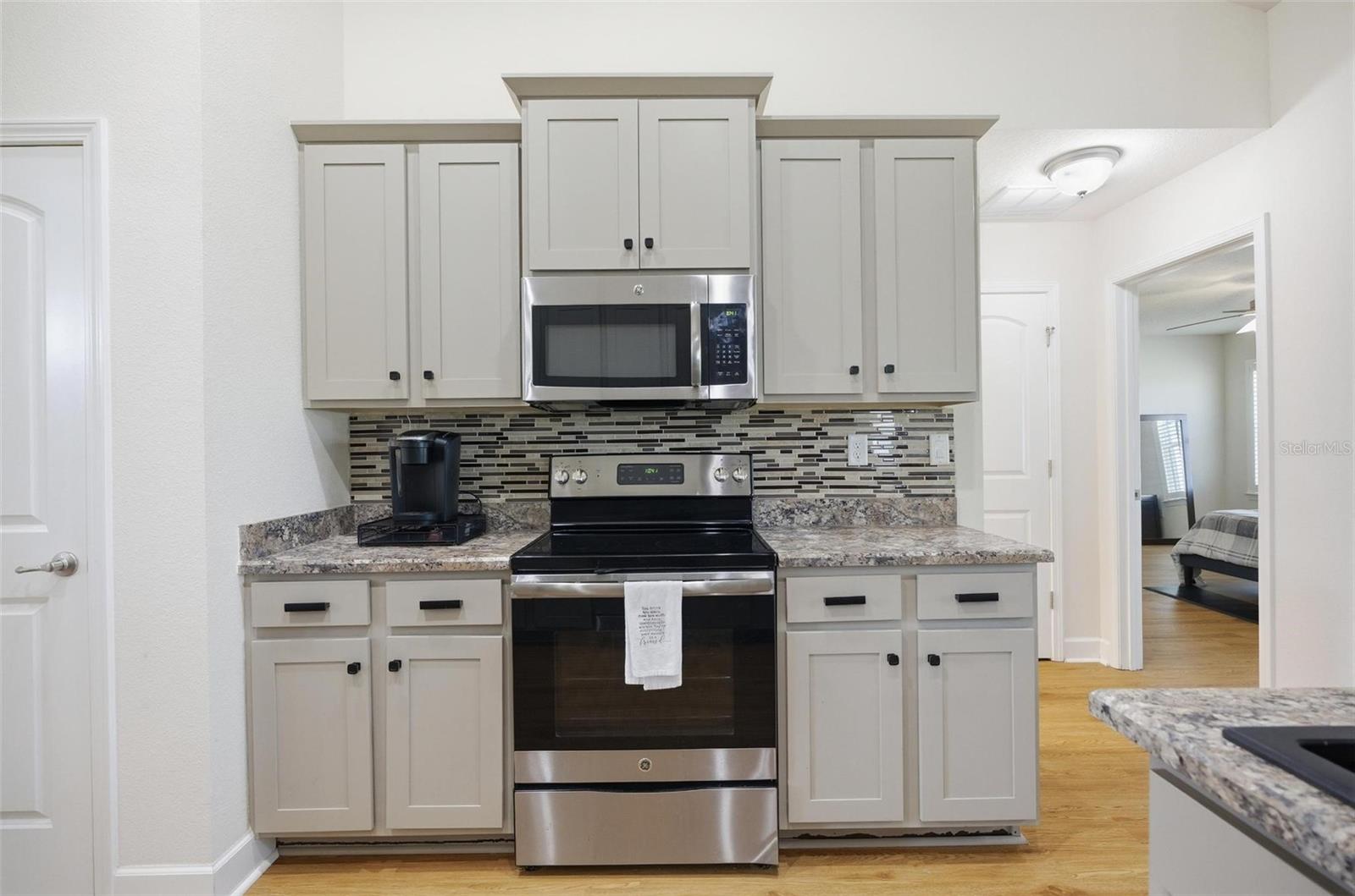 Image 28 of 72 For 18 Eagle Lake Drive