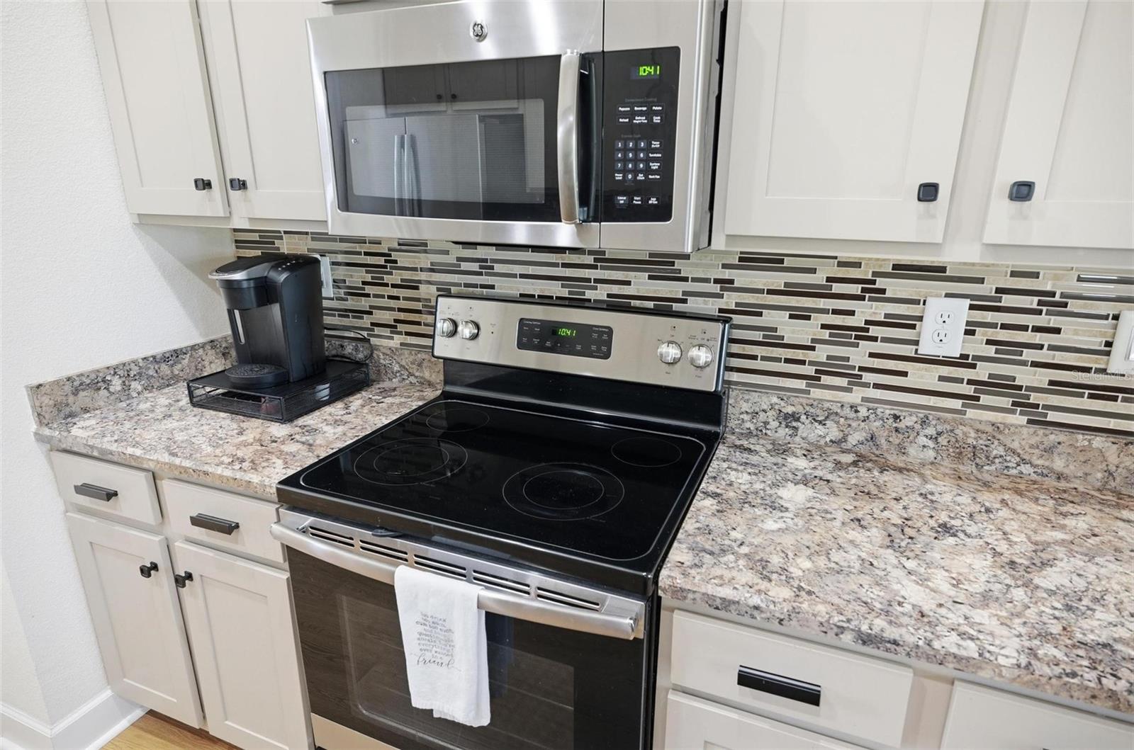 Image 29 of 72 For 18 Eagle Lake Drive