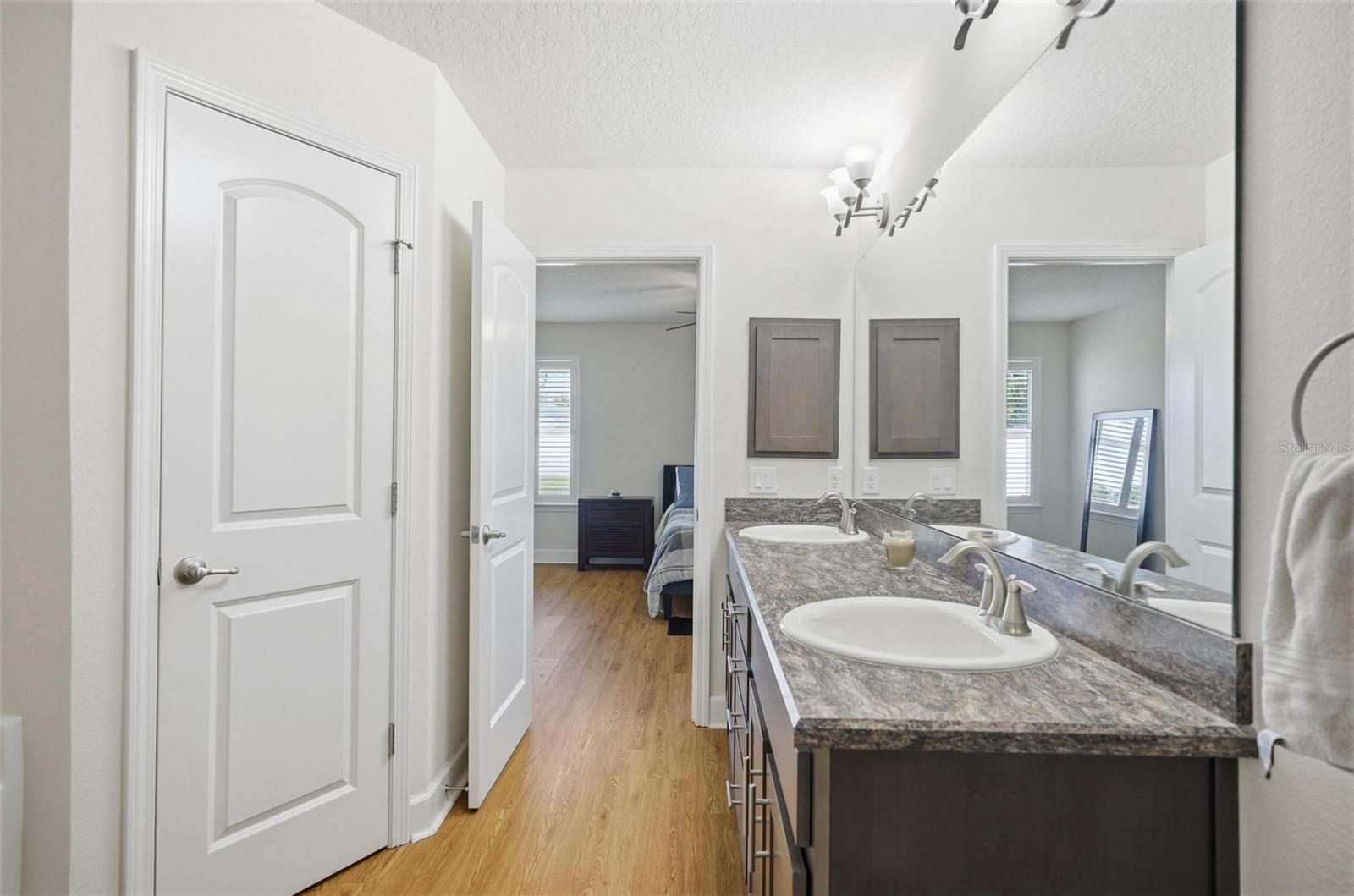 Image 39 of 72 For 18 Eagle Lake Drive