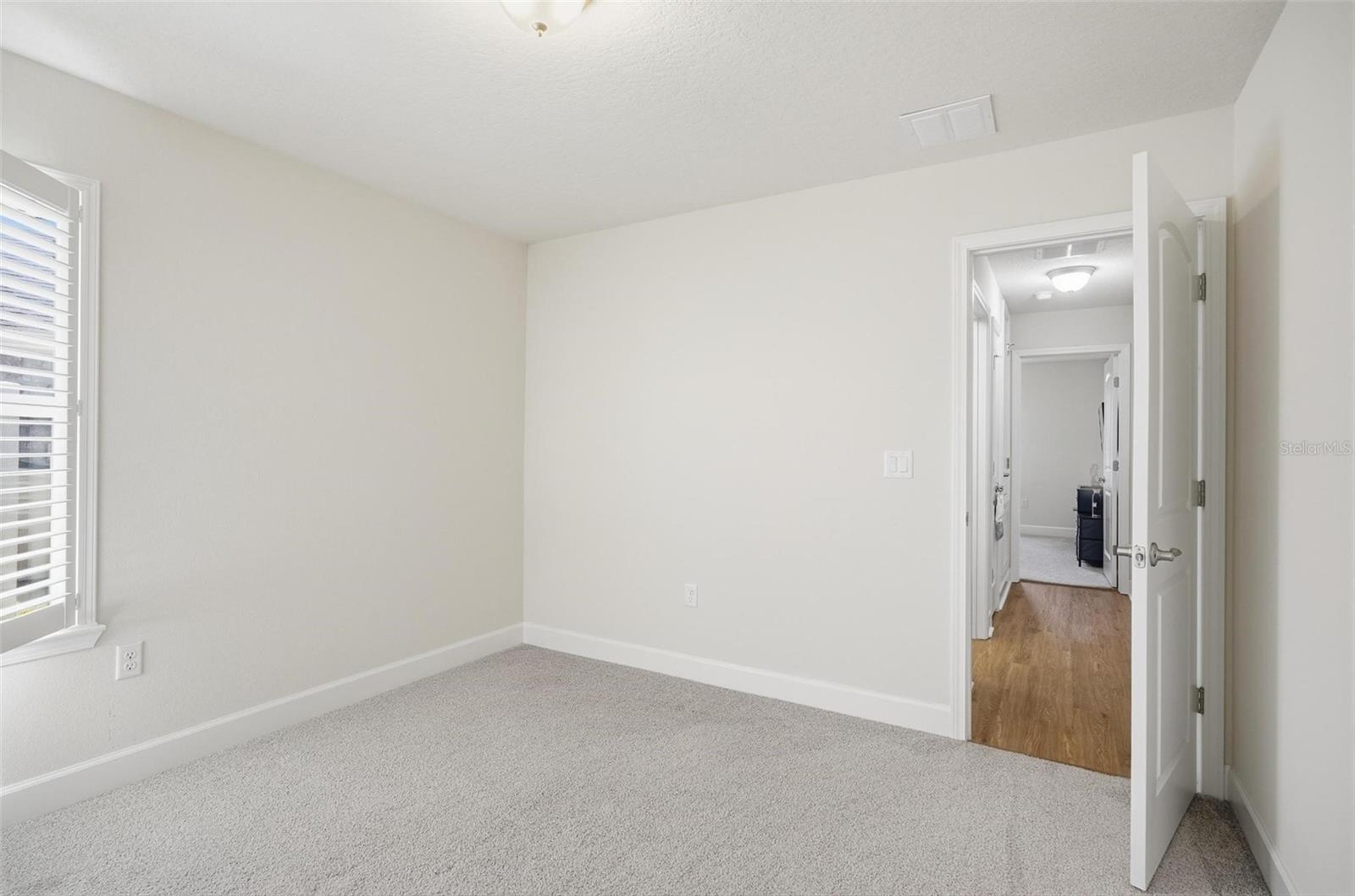 Image 53 of 72 For 18 Eagle Lake Drive