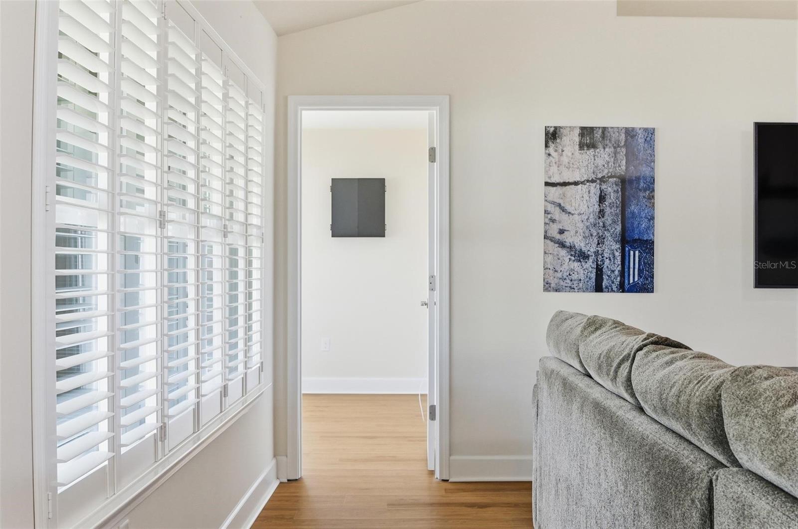 Image 57 of 72 For 18 Eagle Lake Drive