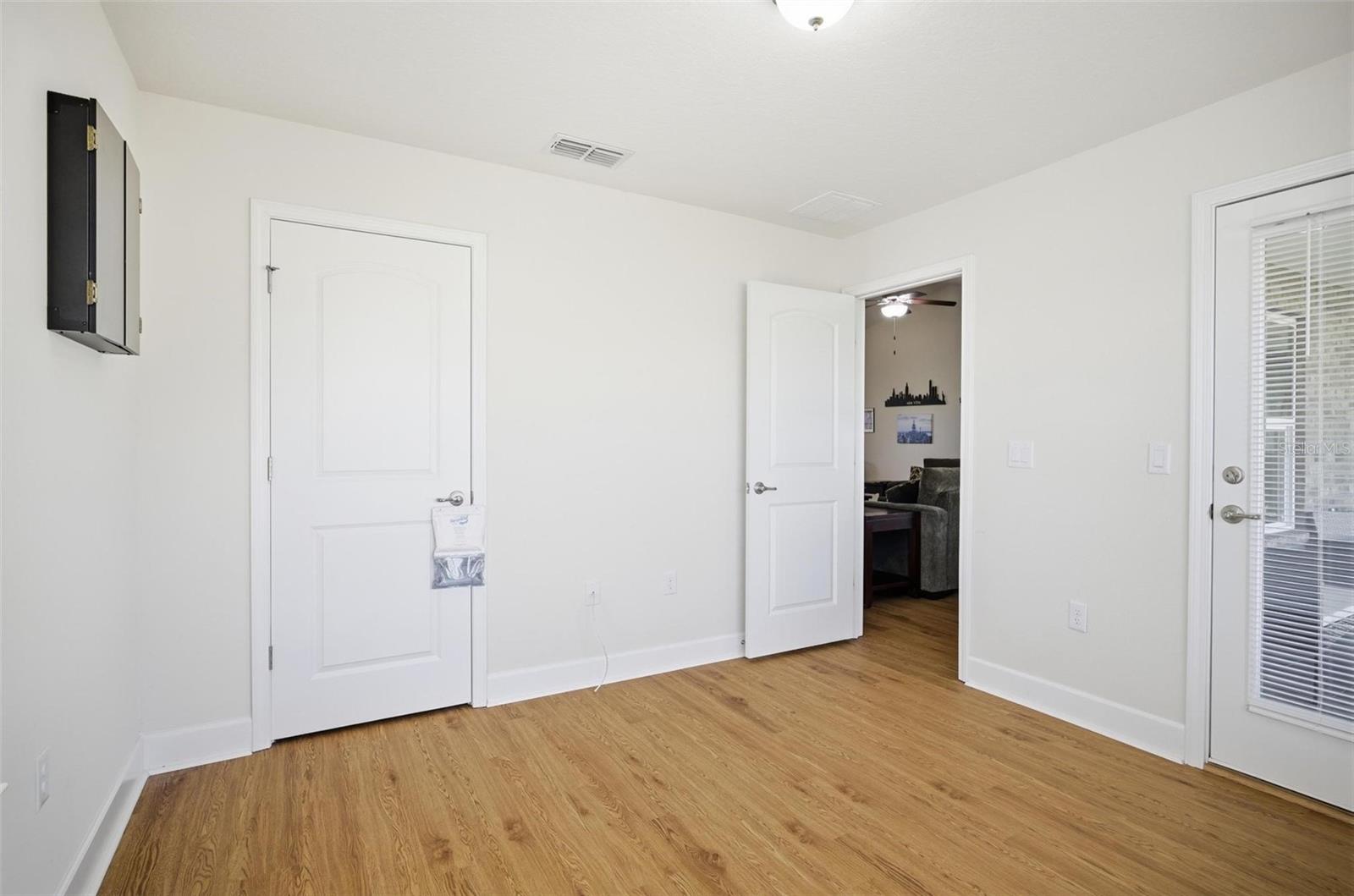 Image 60 of 72 For 18 Eagle Lake Drive