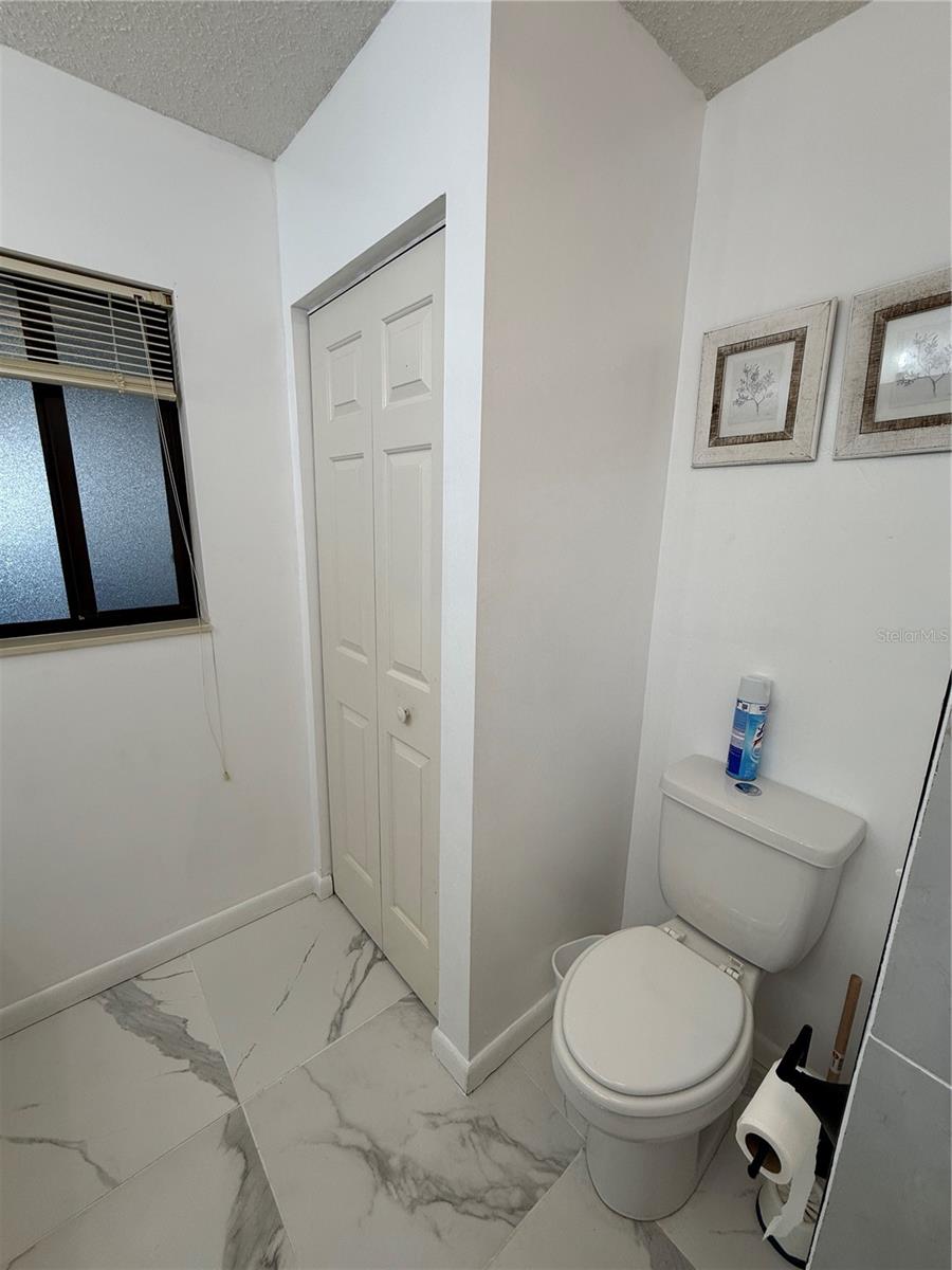 Image 18 of 21 For 32 Westlawn Place