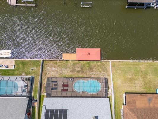 Image 29 of 33 For 18 Classic Court S