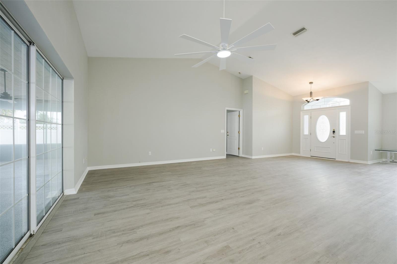 Image 8 of 43 For 133 Wood Haven Drive