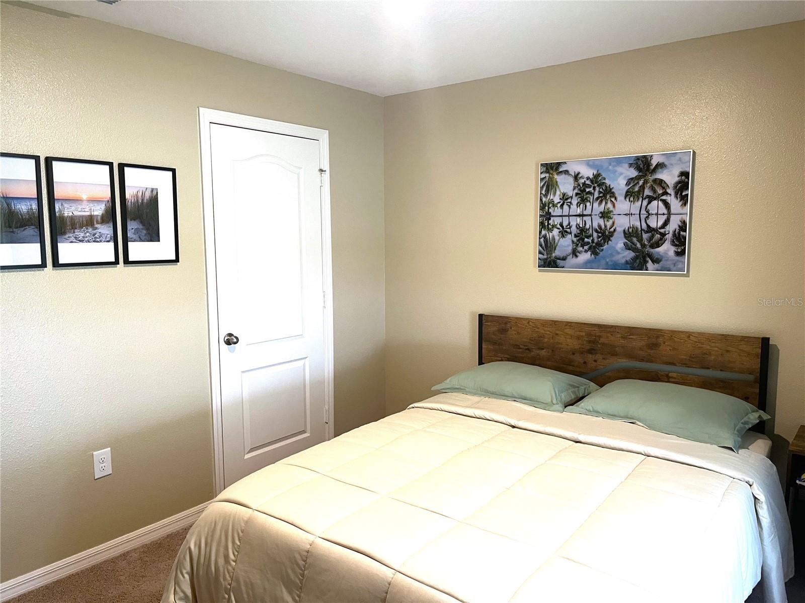 Image 21 of 28 For 37 Rickenbacker Drive