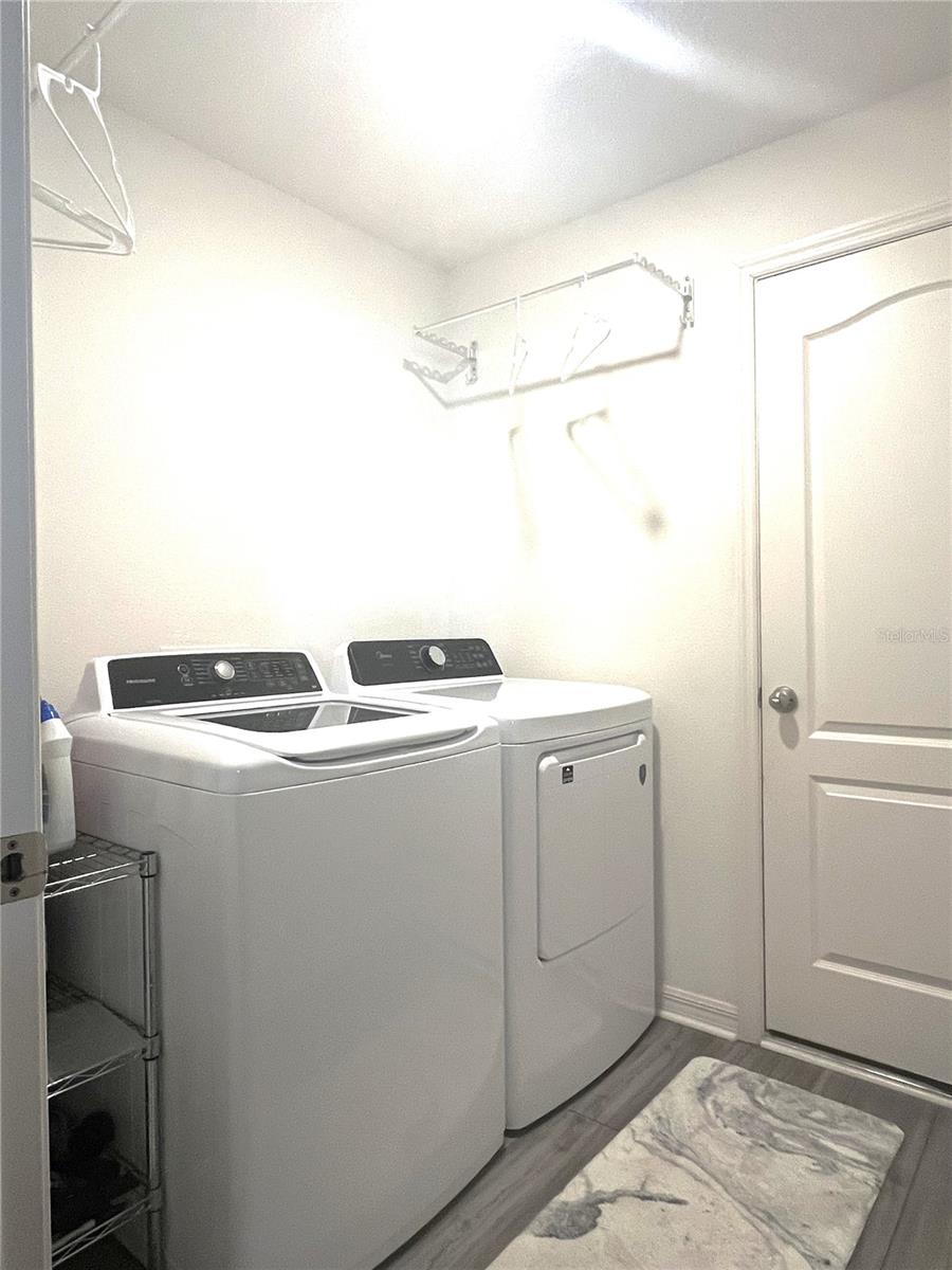 Image 24 of 28 For 37 Rickenbacker Drive