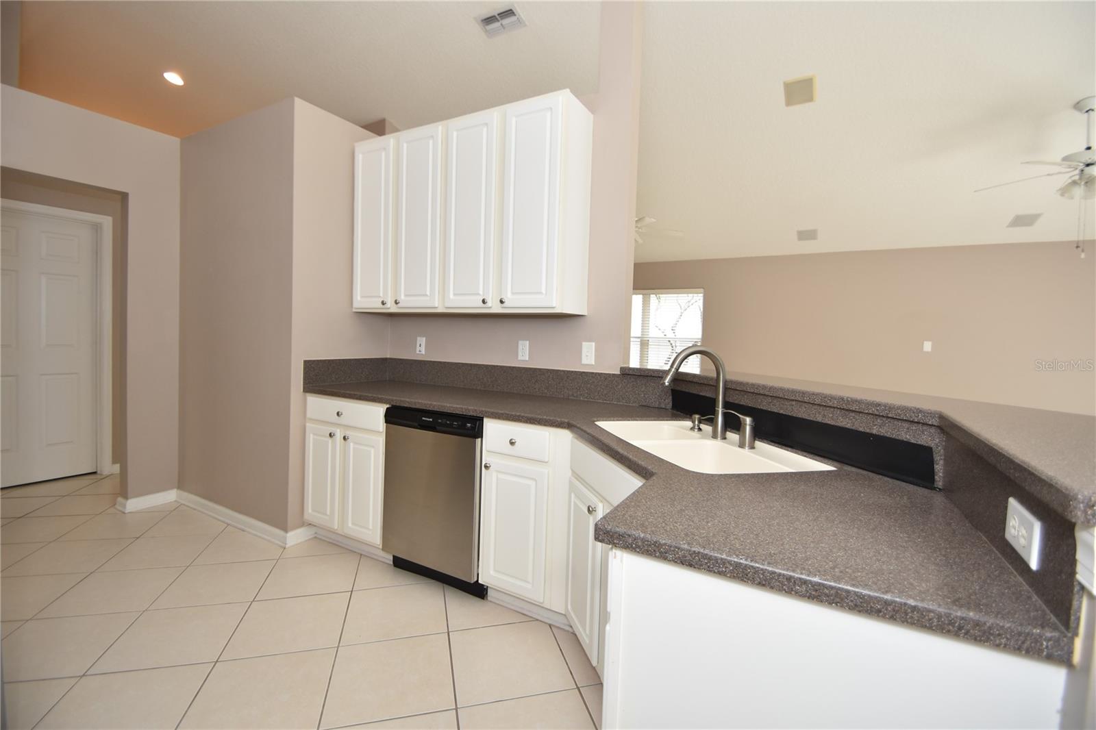 Image 10 of 38 For 11 Deerfield Court