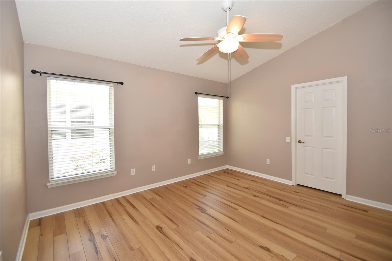 Image 12 of 38 For 11 Deerfield Court