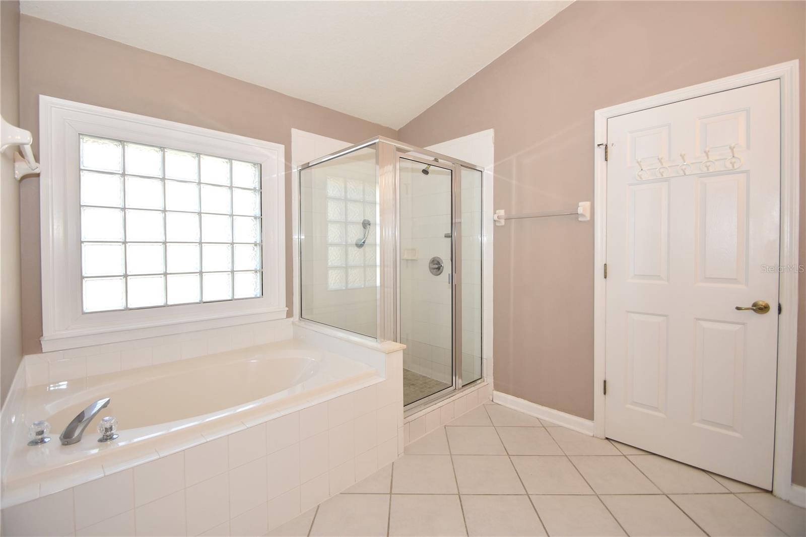 Image 15 of 38 For 11 Deerfield Court