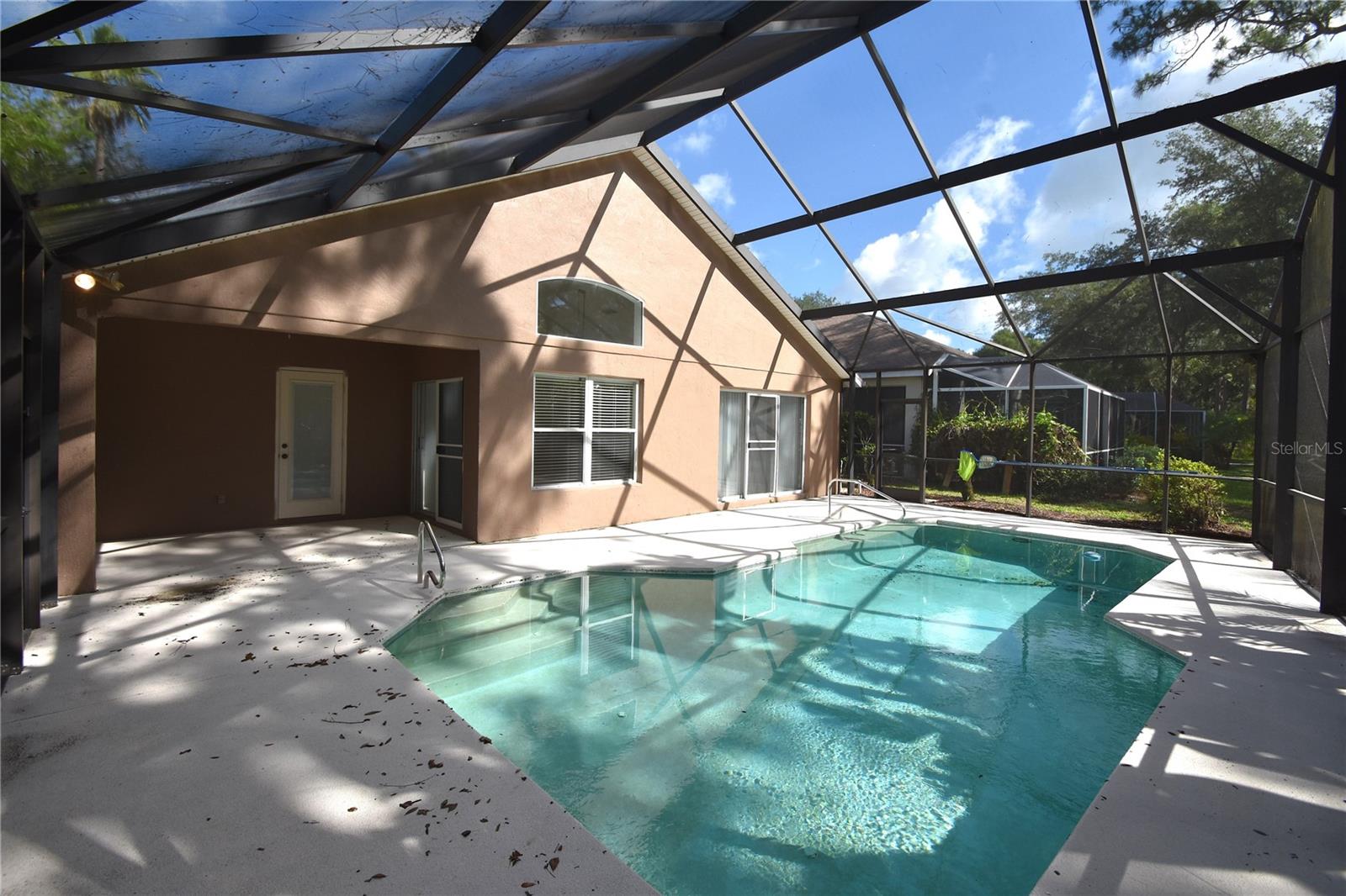 Image 2 of 38 For 11 Deerfield Court