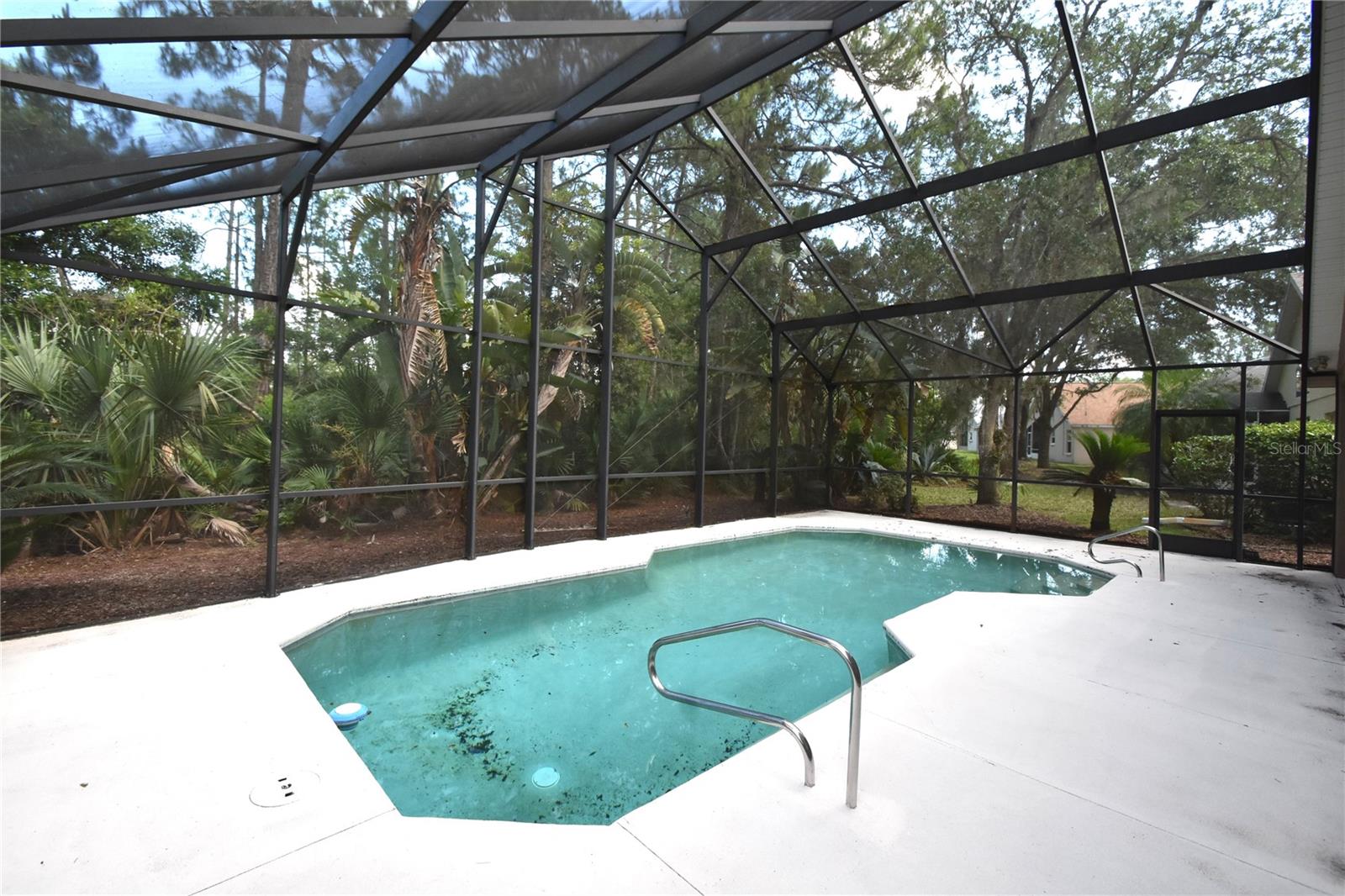 Image 27 of 38 For 11 Deerfield Court