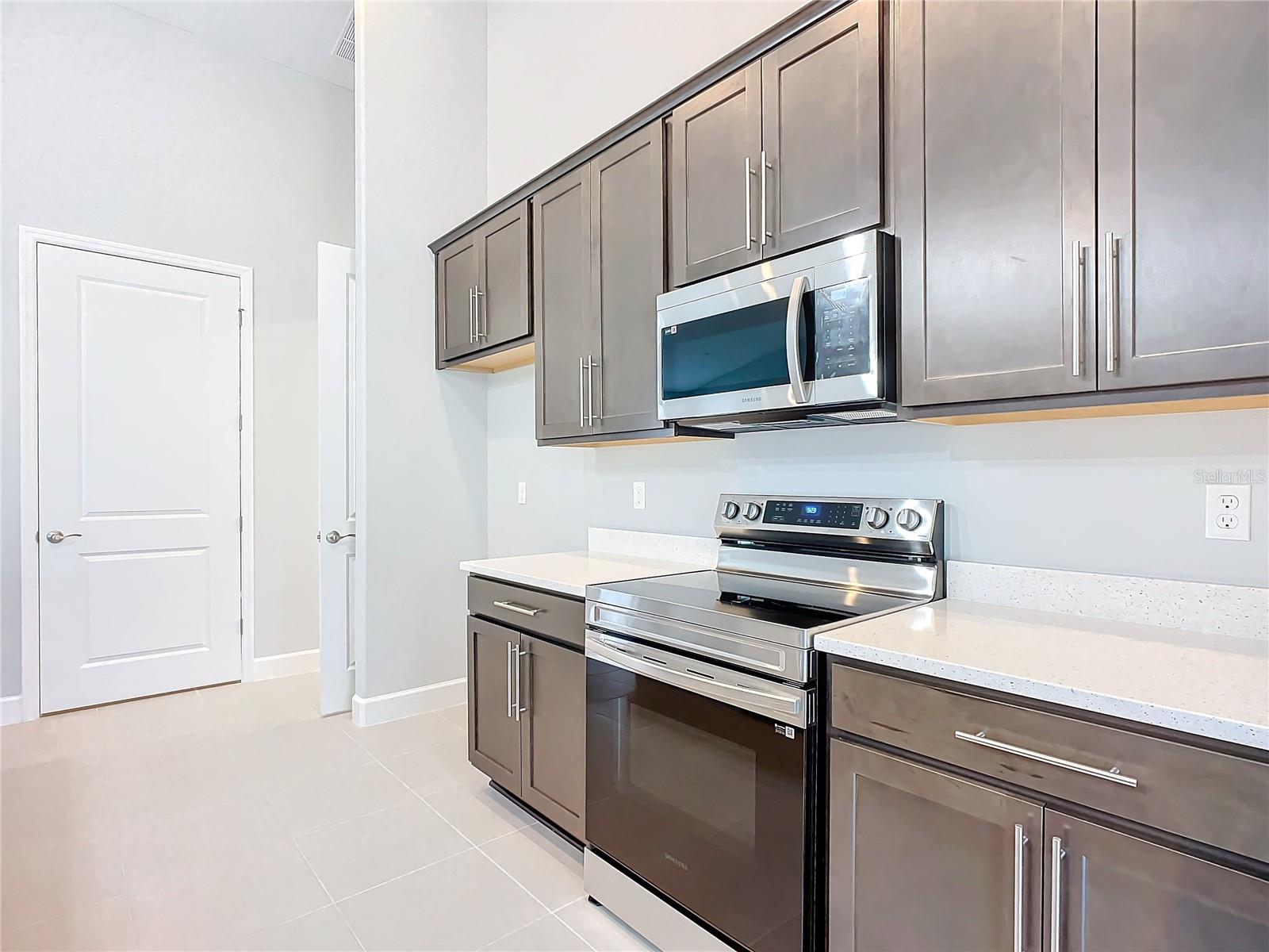 Image 28 of 75 For 16 Egan Drive