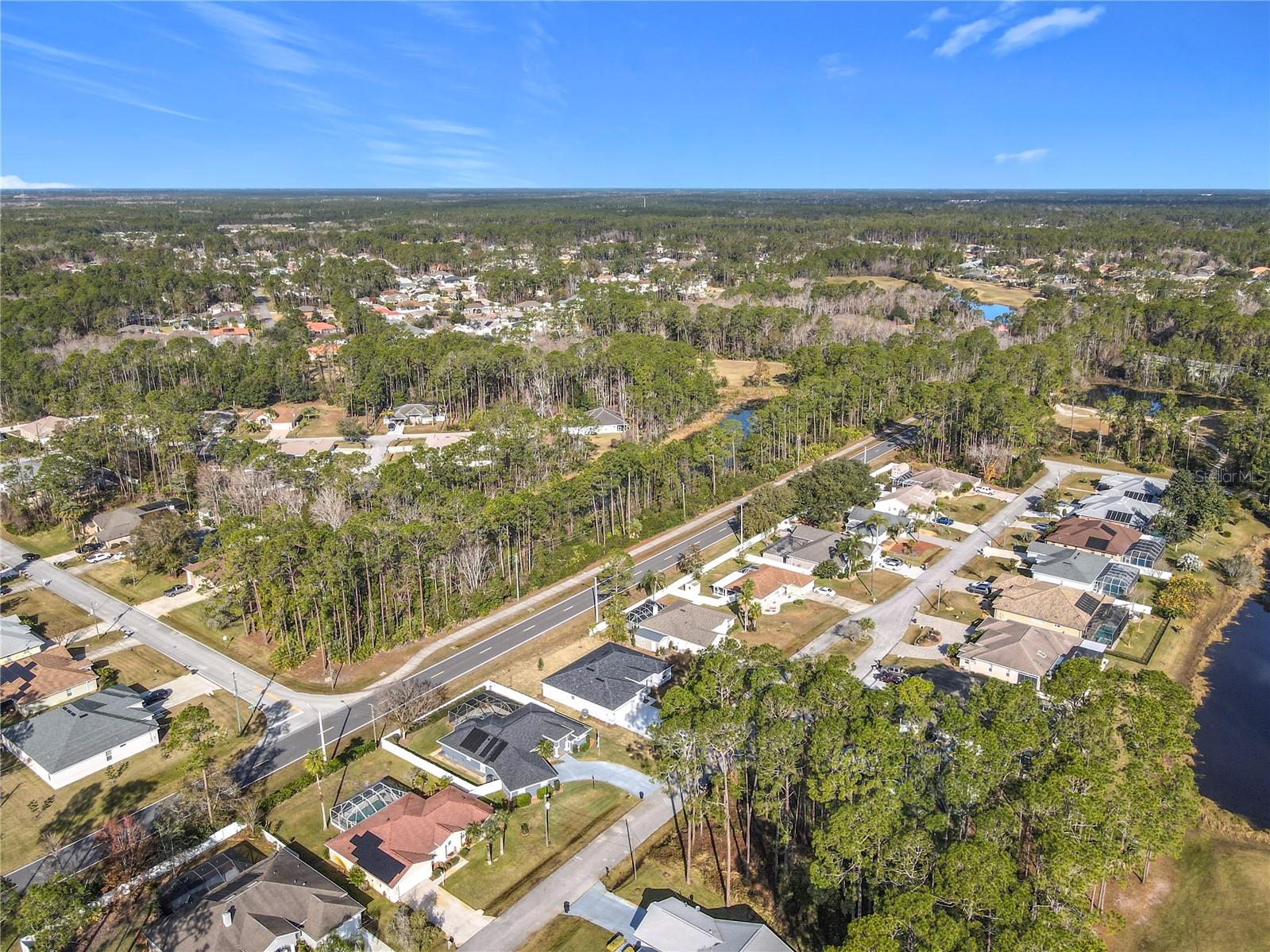 Image 4 of 75 For 16 Egan Drive