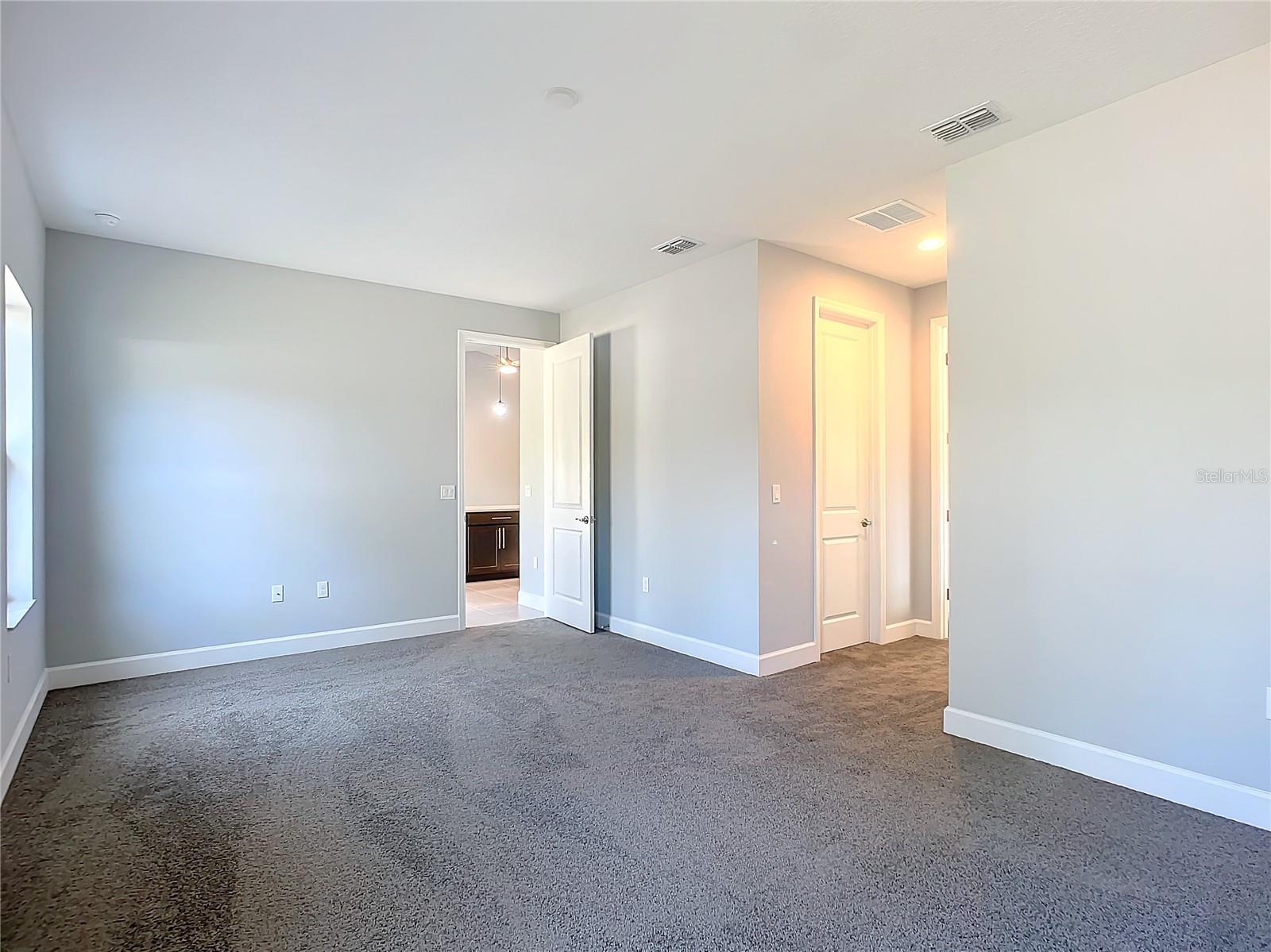 Image 52 of 75 For 16 Egan Drive