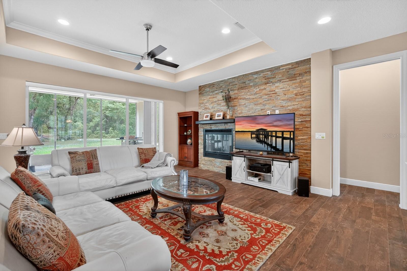 Image 10 of 76 For 1806 Glenwood Oaks Lane